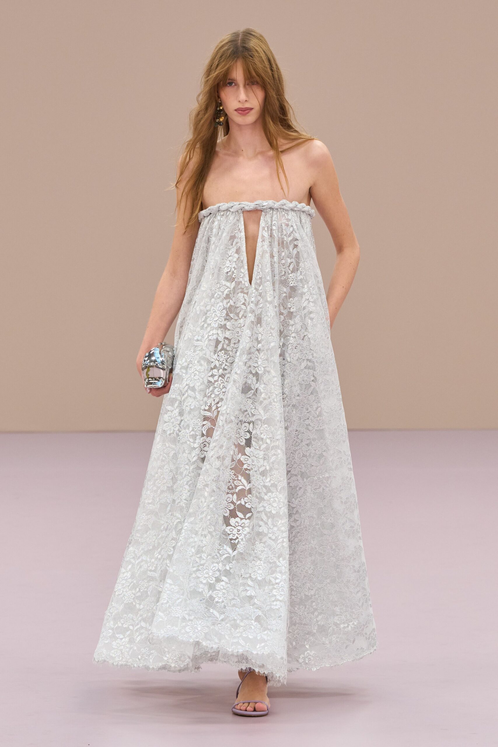 white lace strapless v-neck fitted embroidered gown