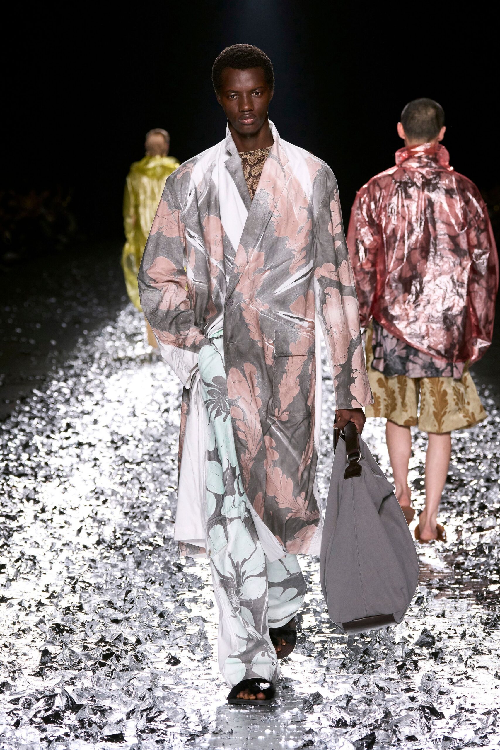 multi silk long-sleeve collared relaxed floral layered coat