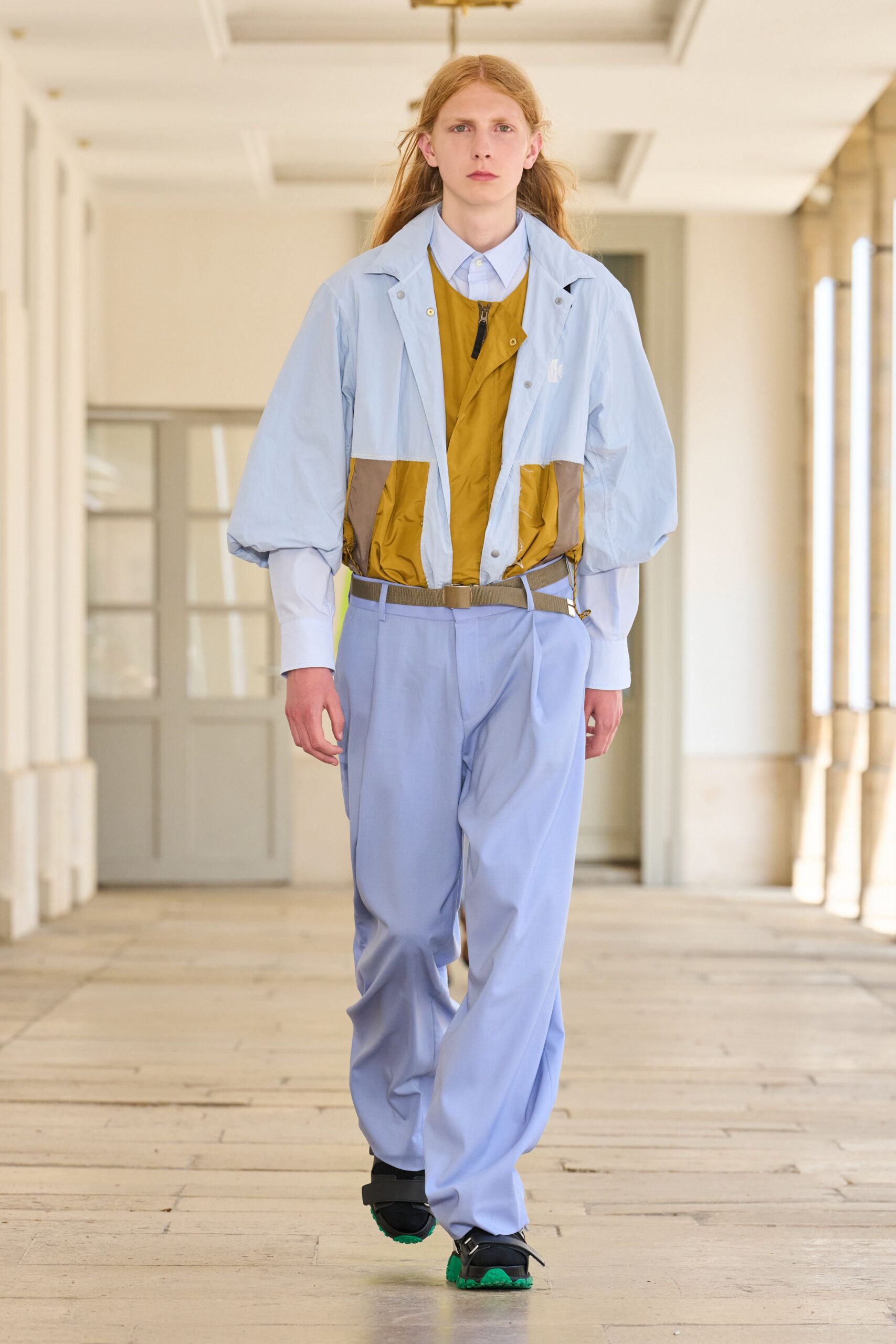 blue relaxed jacket with gold top
