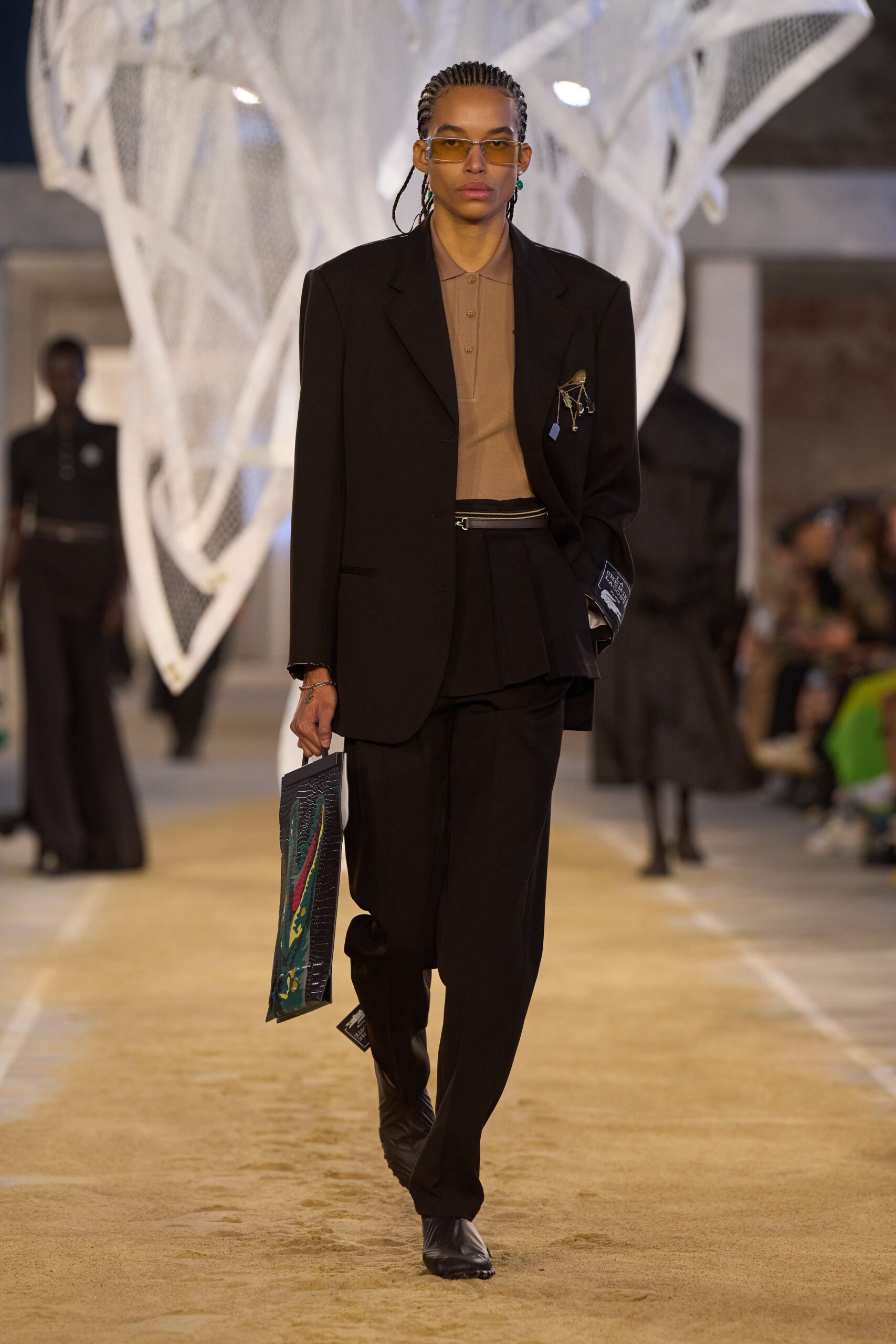 black tailored blazer with beige shirt