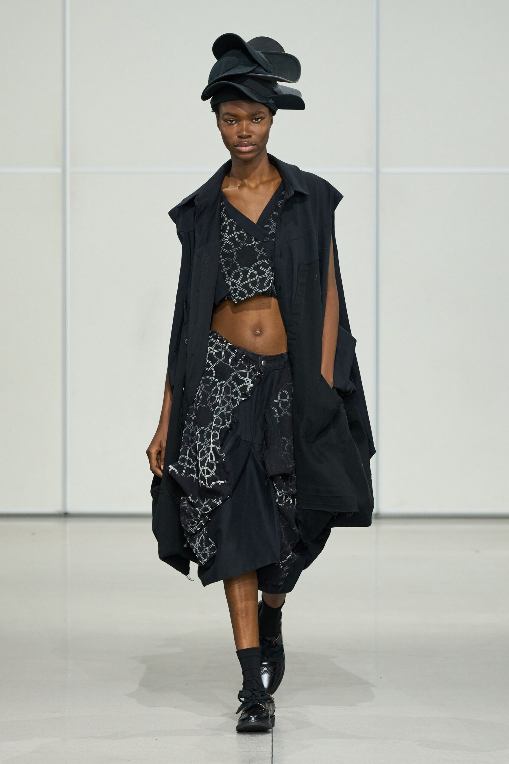 black top skirt oversized coat