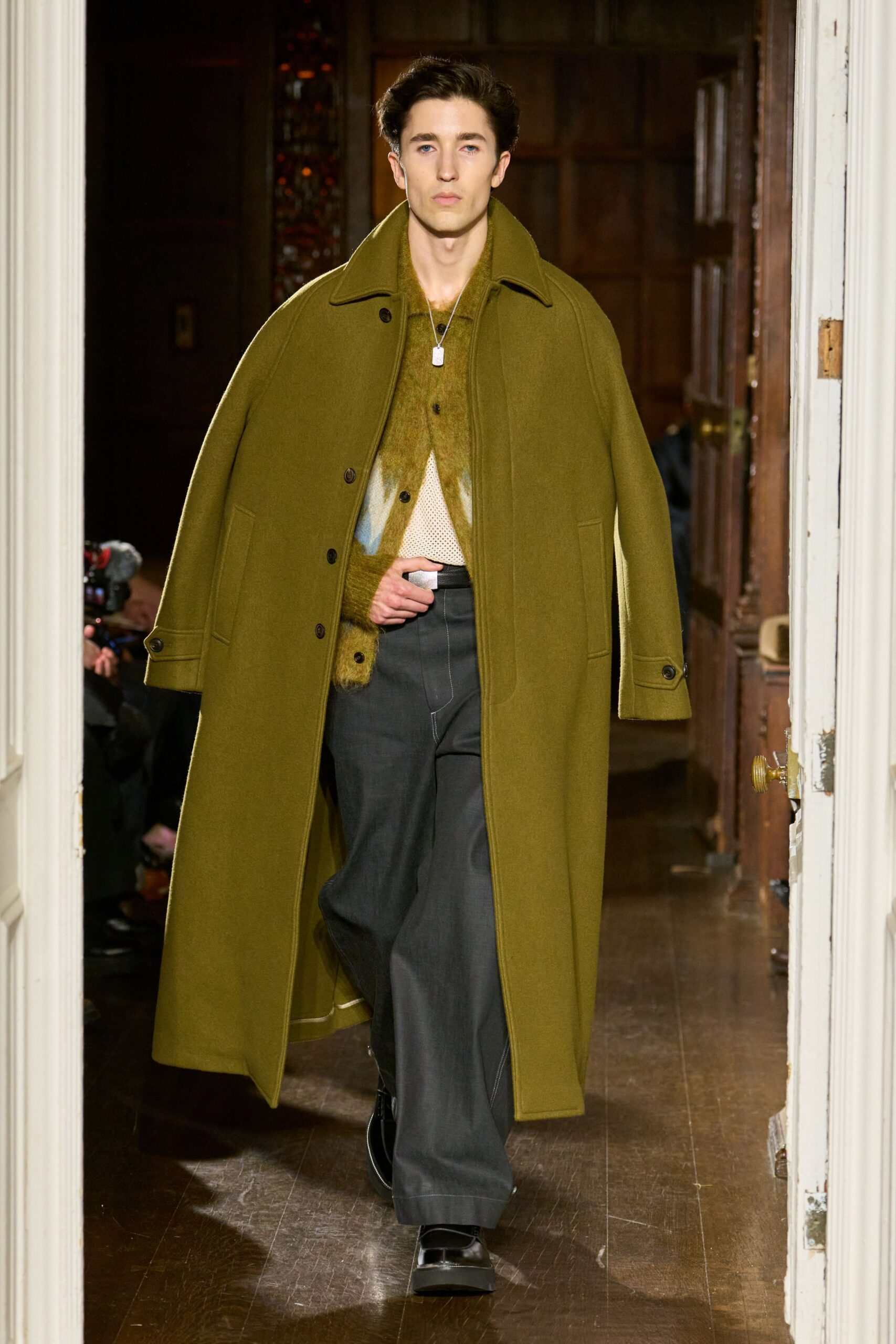 green wool long-sleeve collared relaxed maxi coat