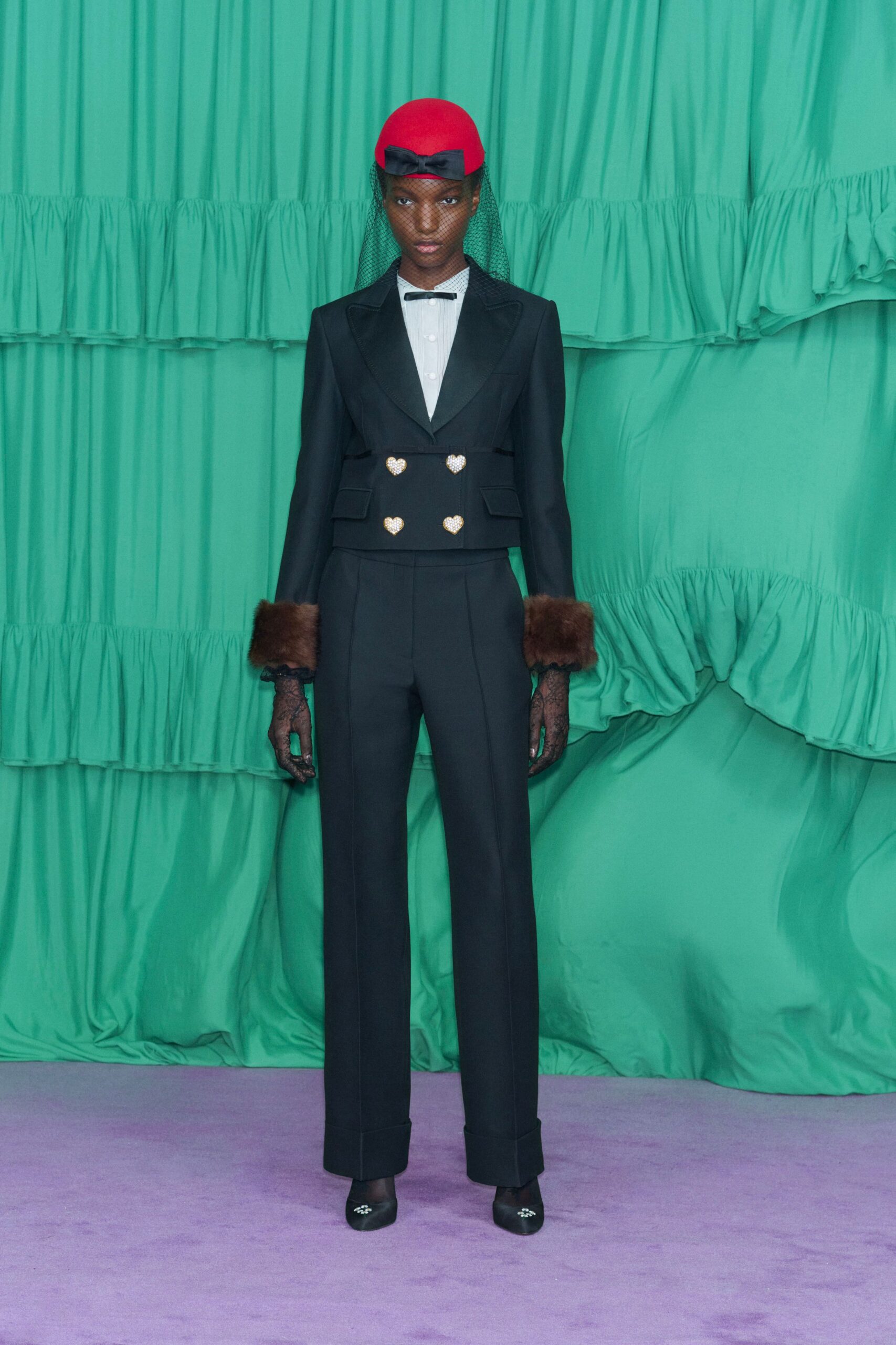 black wool long-sleeve collared tailored buttoned suit