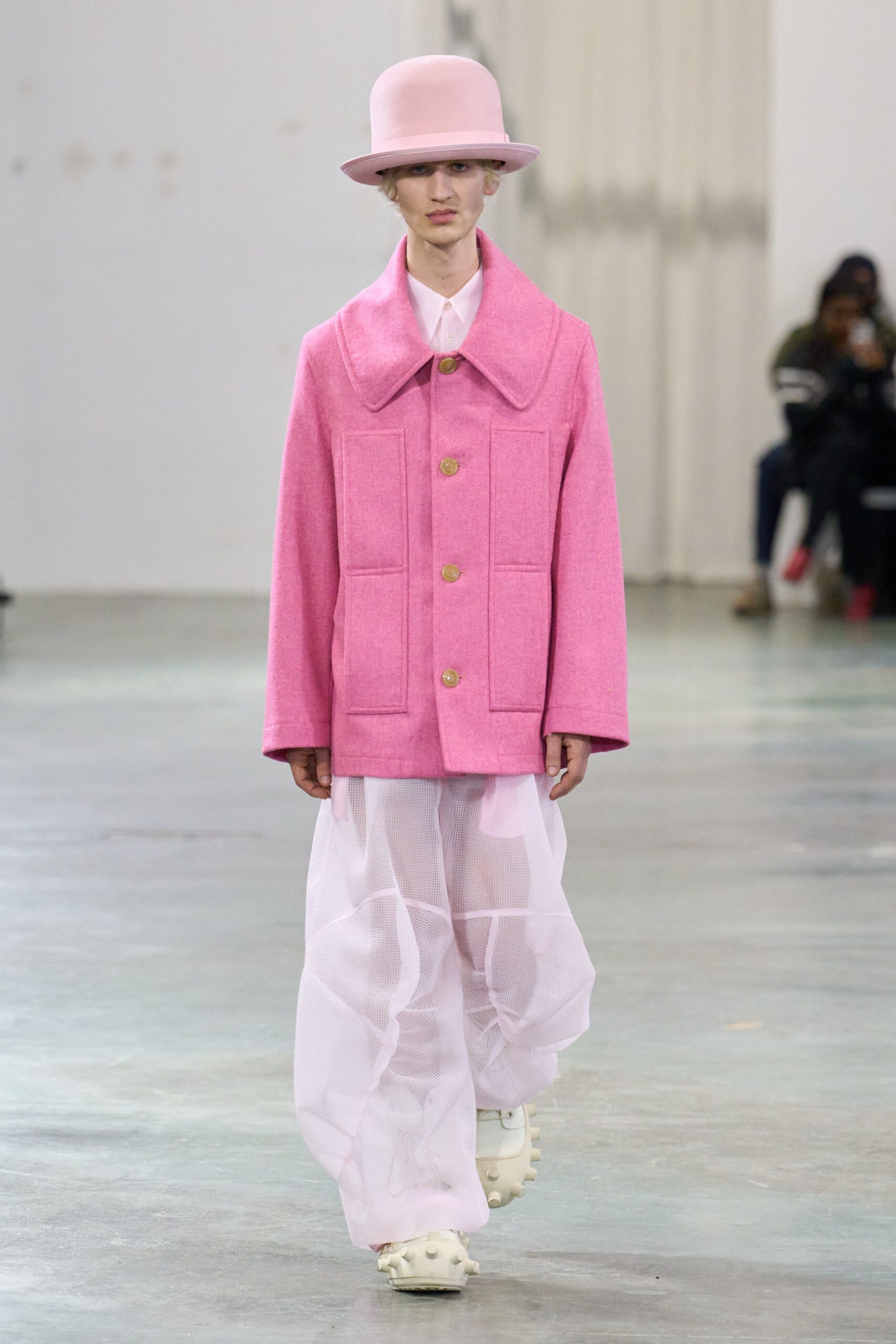 pink wool long-sleeve collared relaxed buttoned coat