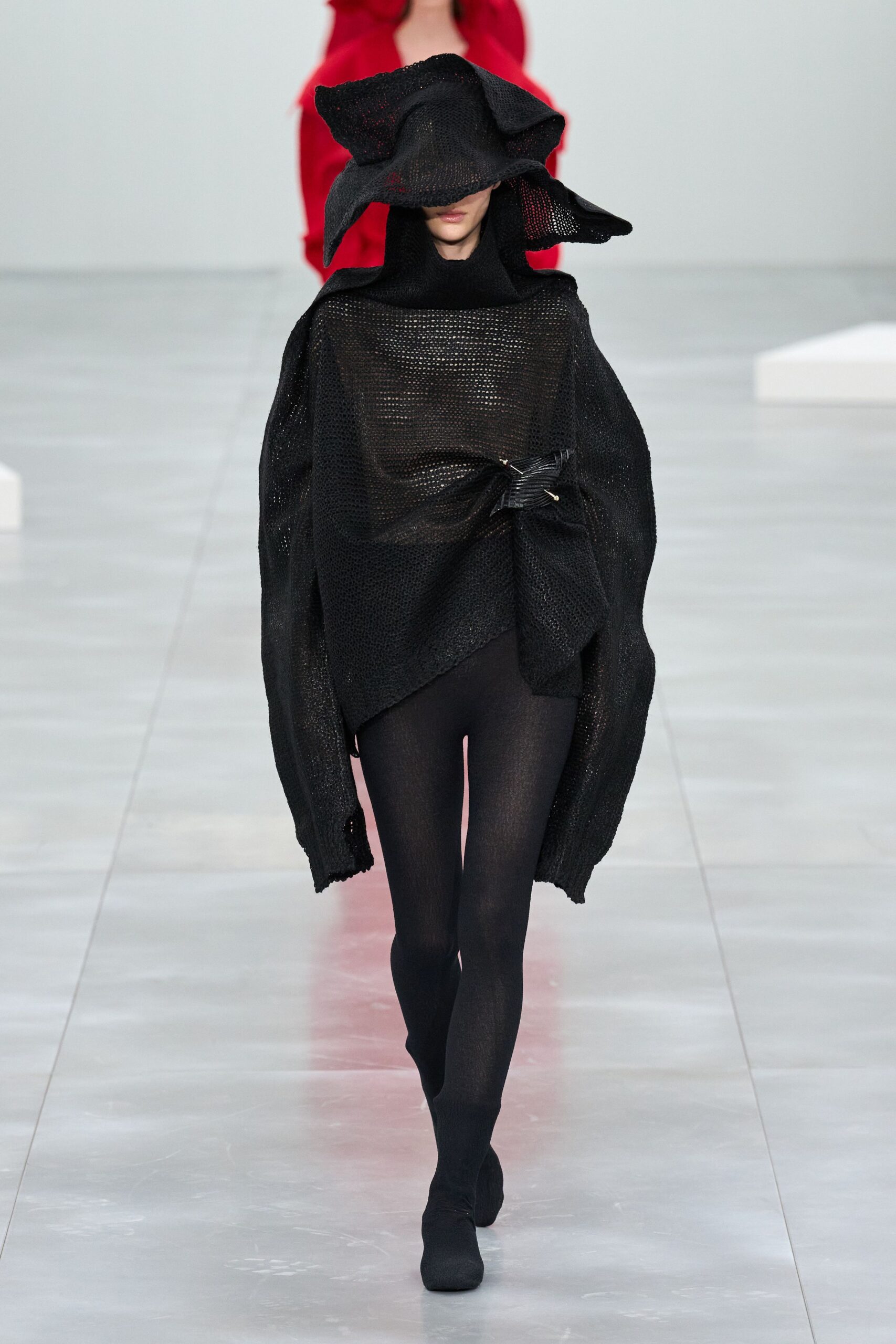 black cotton structured hat