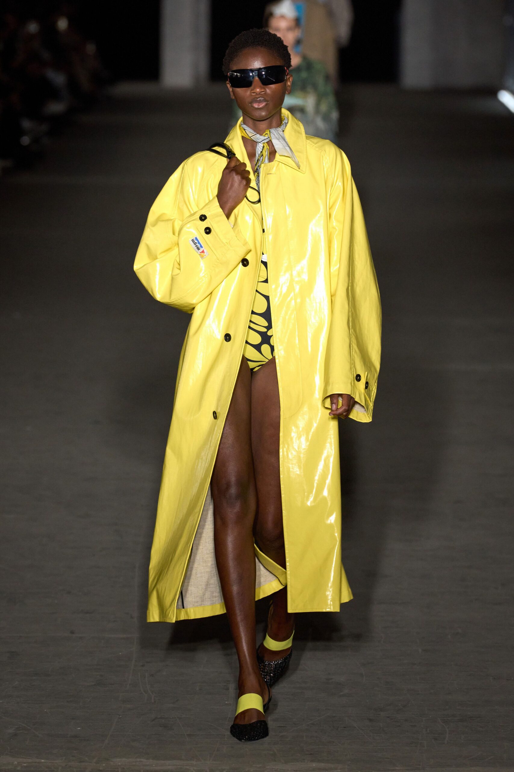 yellow vinyl long-sleeve collared relaxed zippered shiny coat