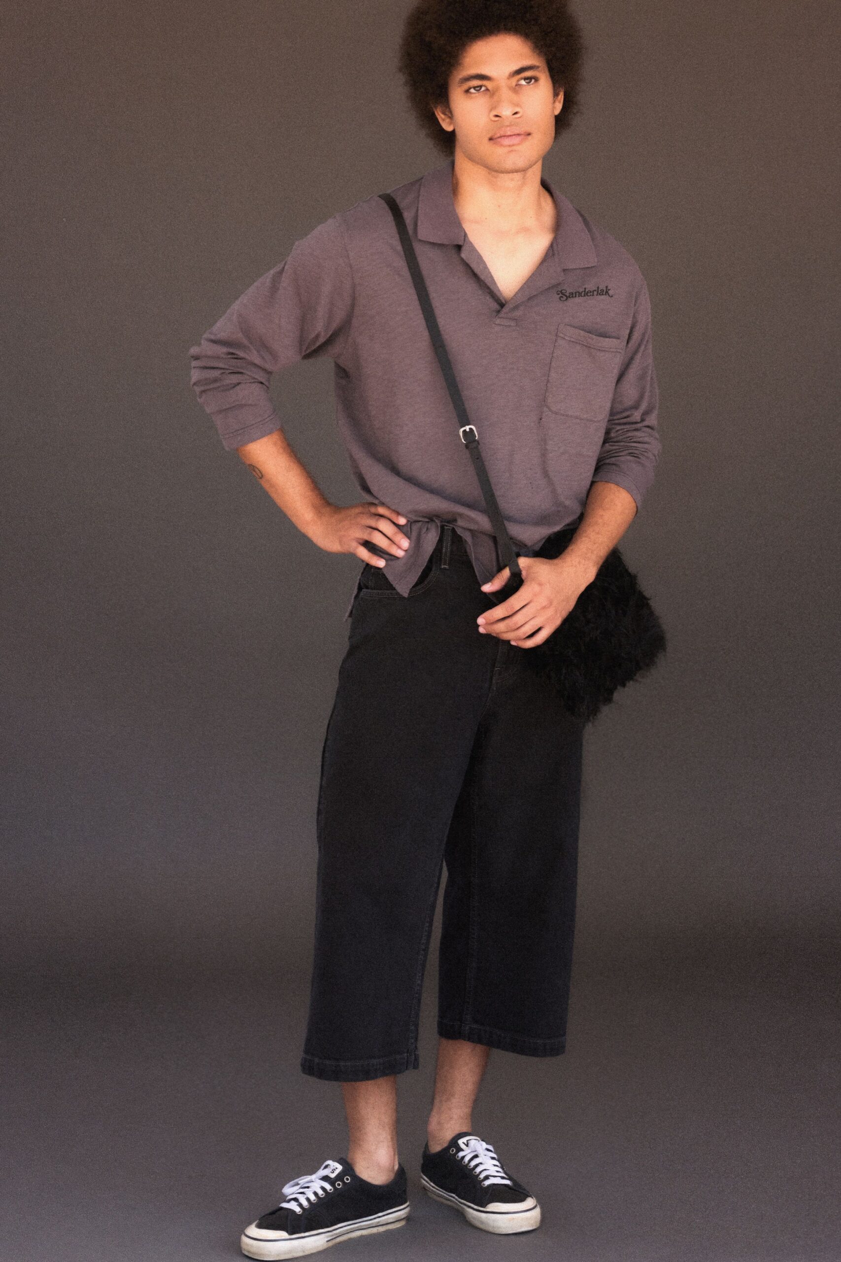 gray shirt black pants