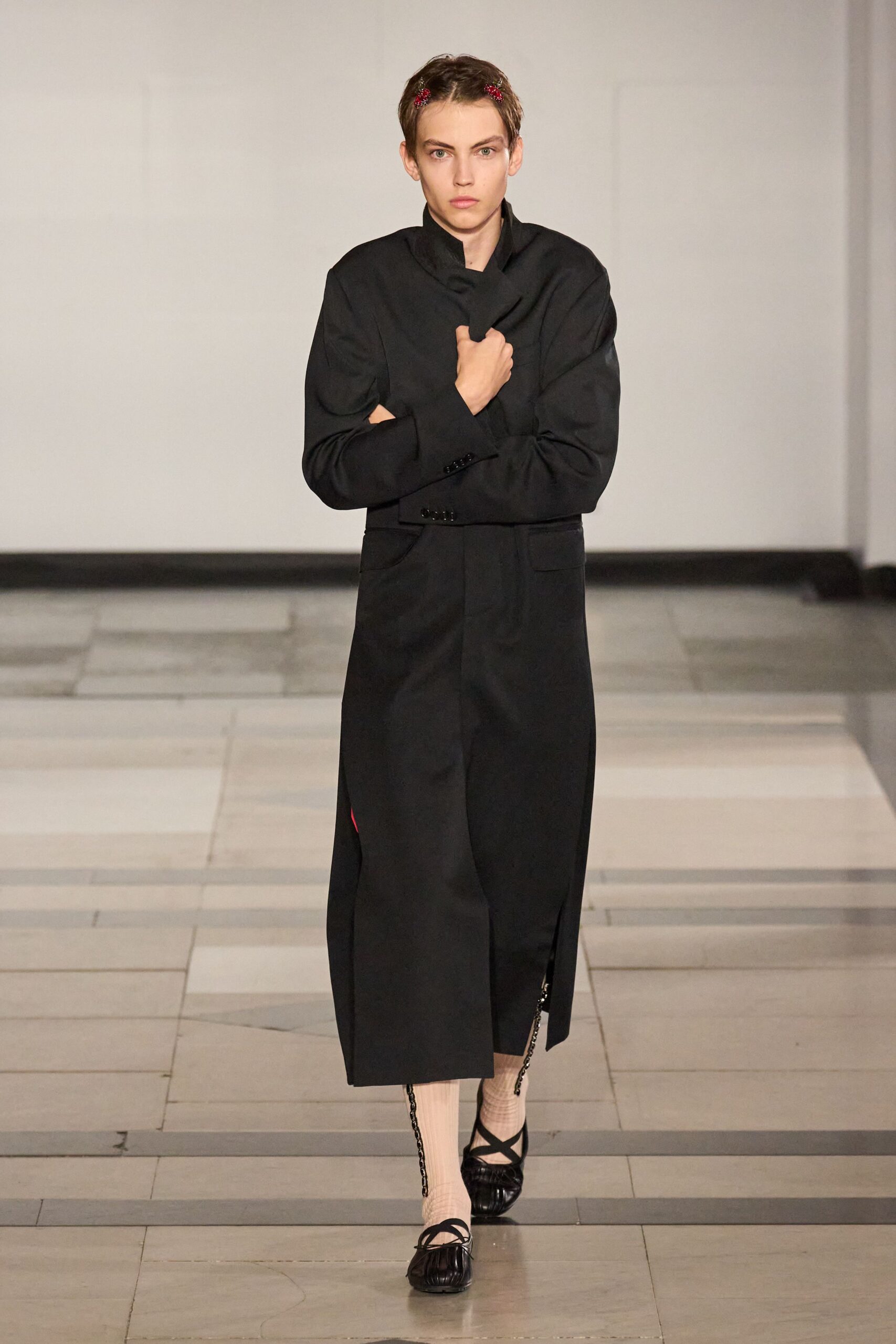 black cotton long-sleeve collared fitted buttoned midi coat
