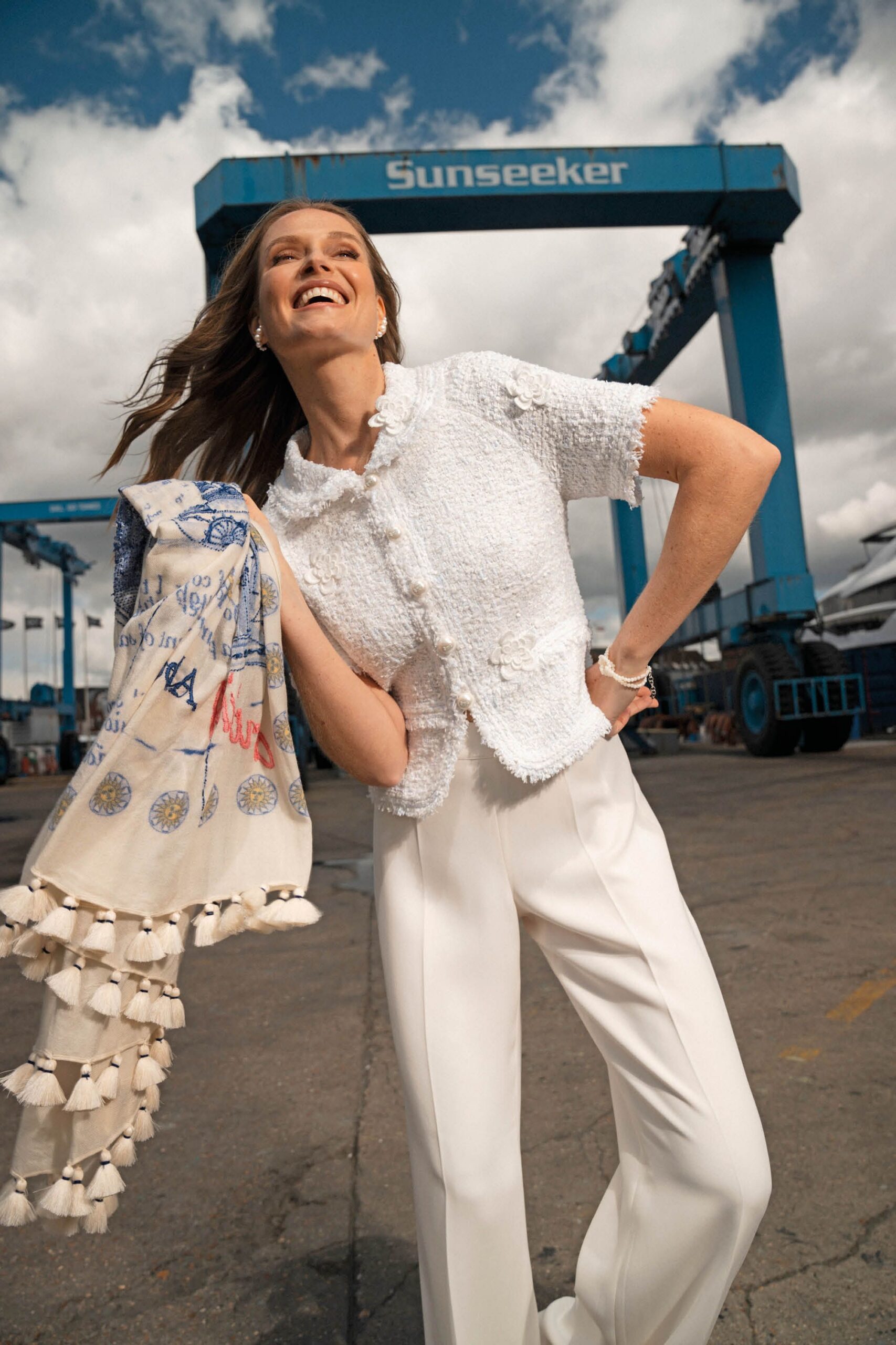 white cotton short-sleeve collared fitted textured top