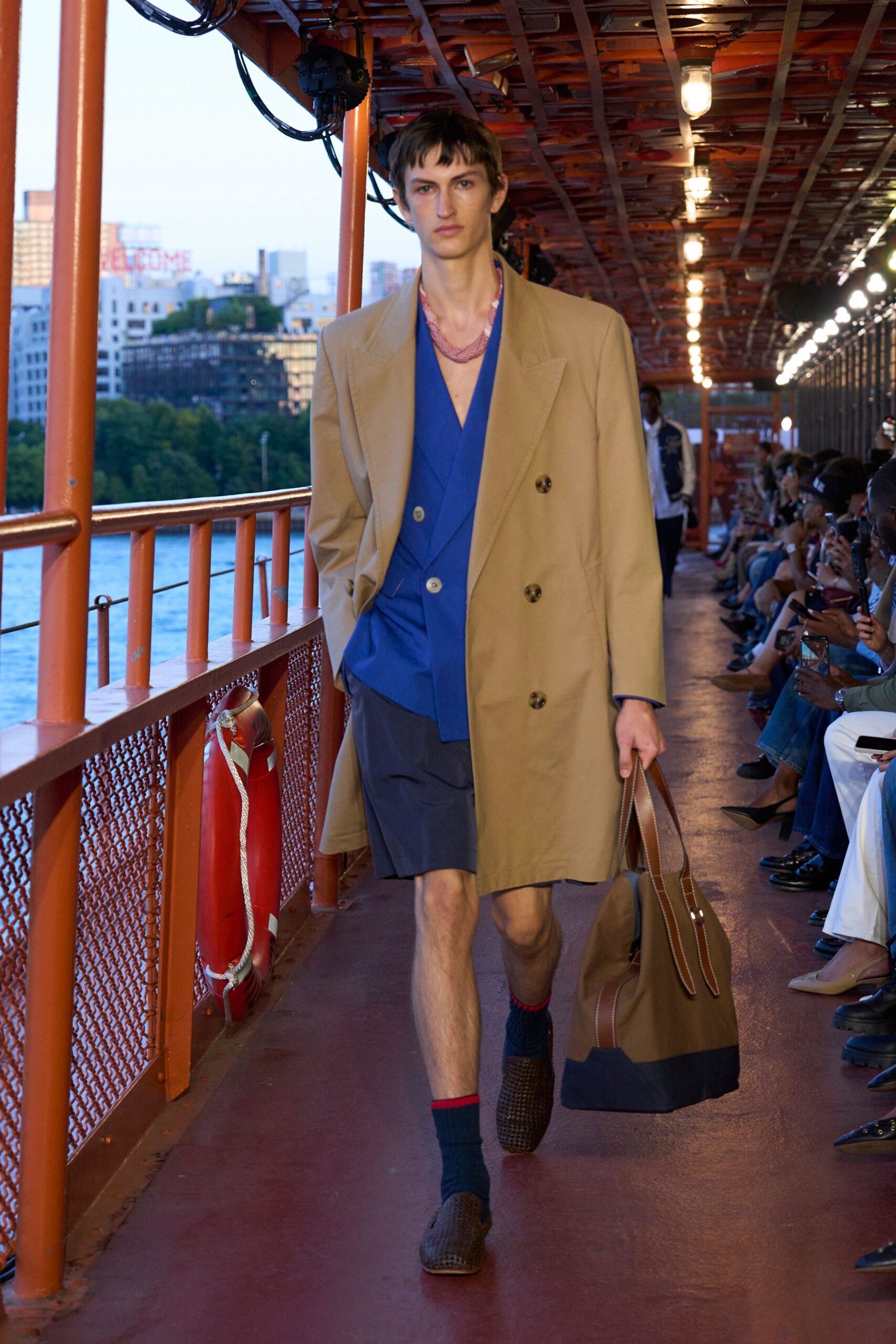 beige wool long-sleeve double-breasted relaxed coat