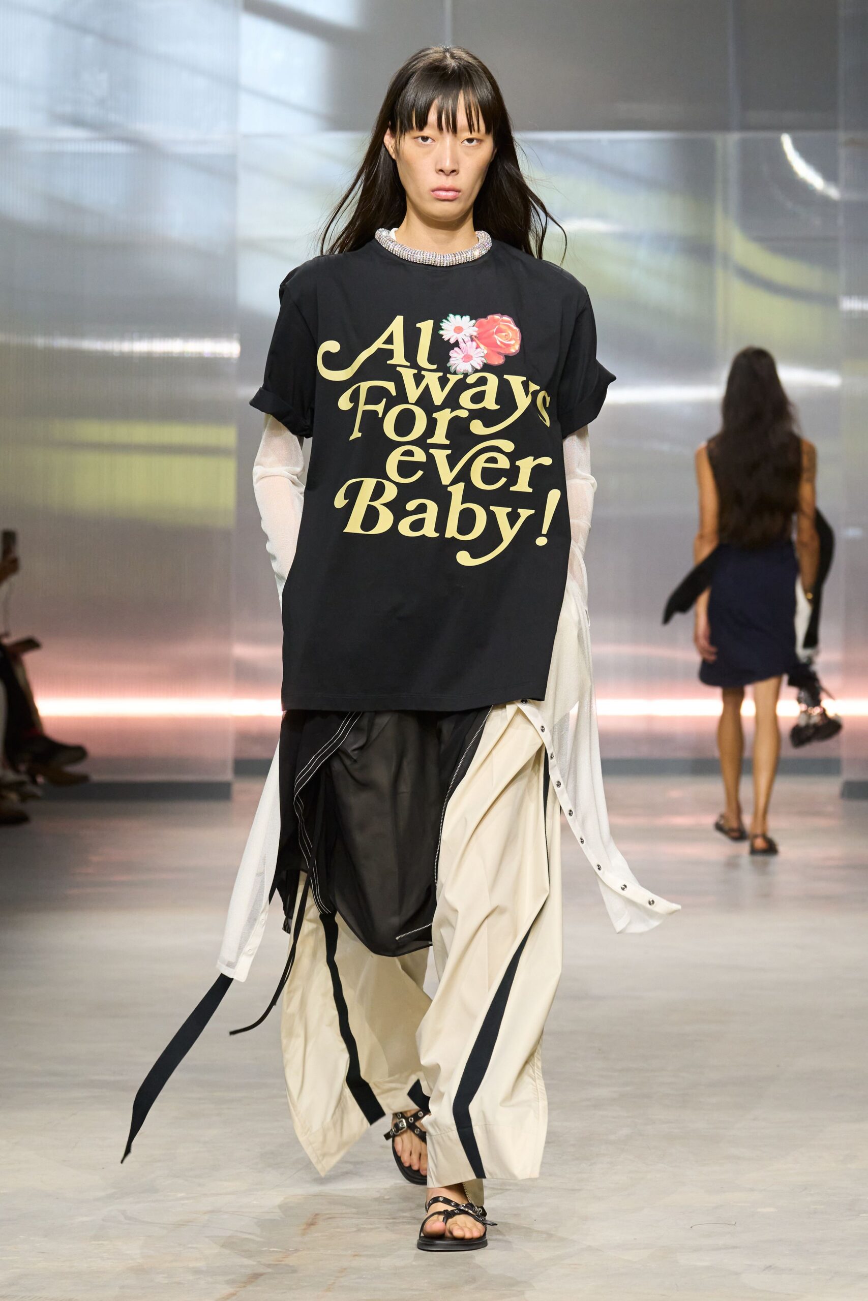 black t-shirt beige layered pants