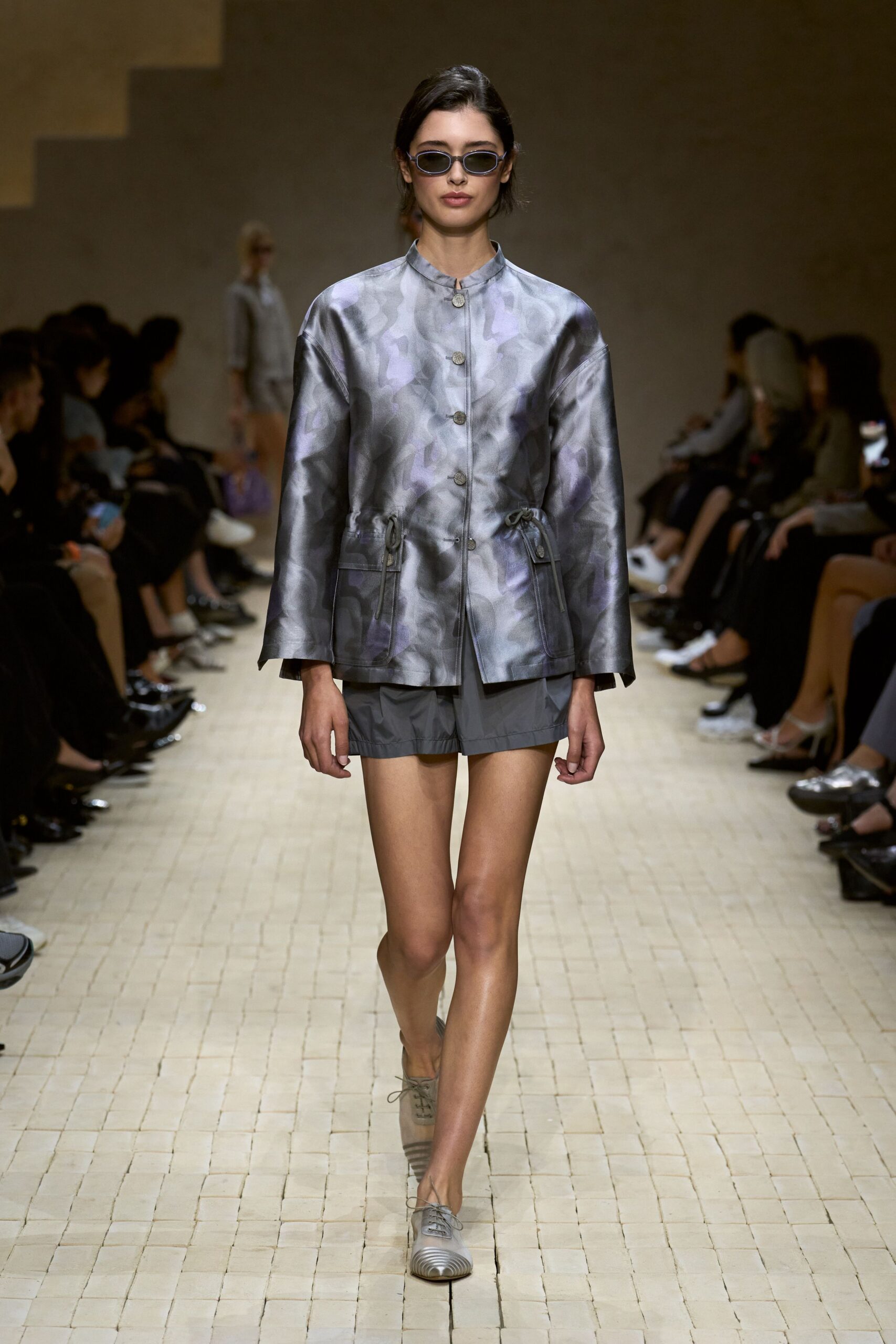 gray silk long-sleeve collared relaxed printed jacket