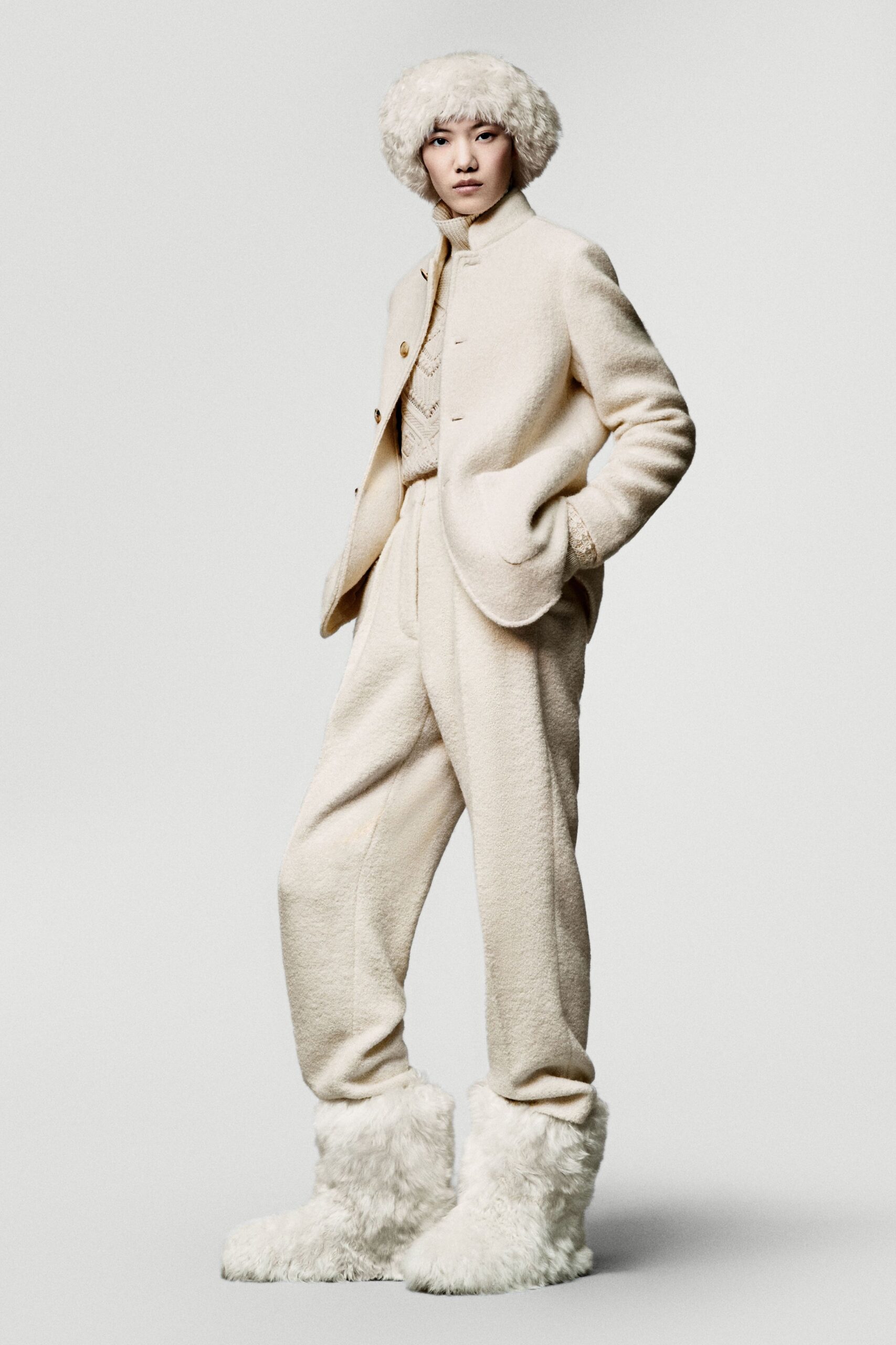 white wool long-sleeve collared relaxed jacket