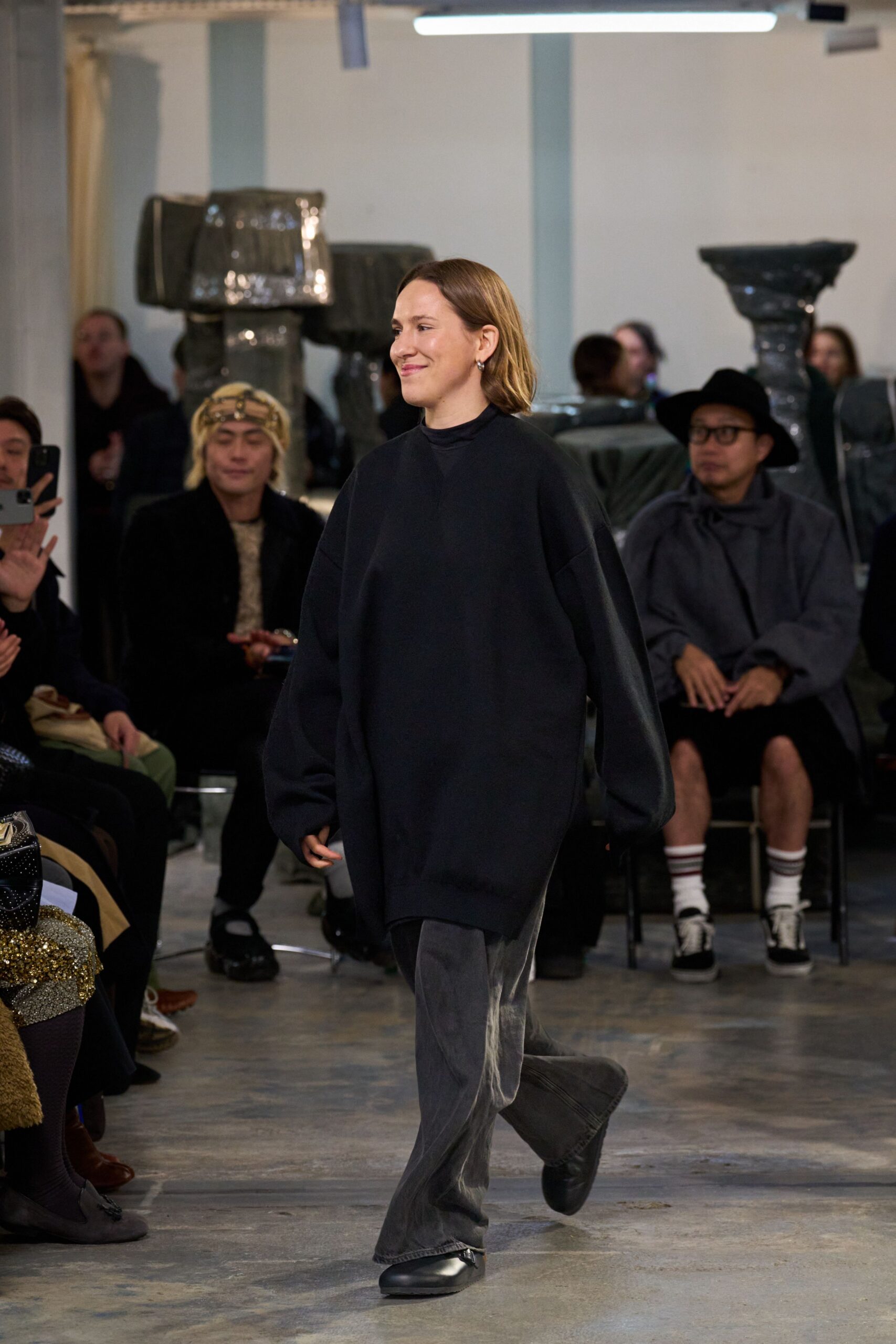 black oversized hoodie with gray pants