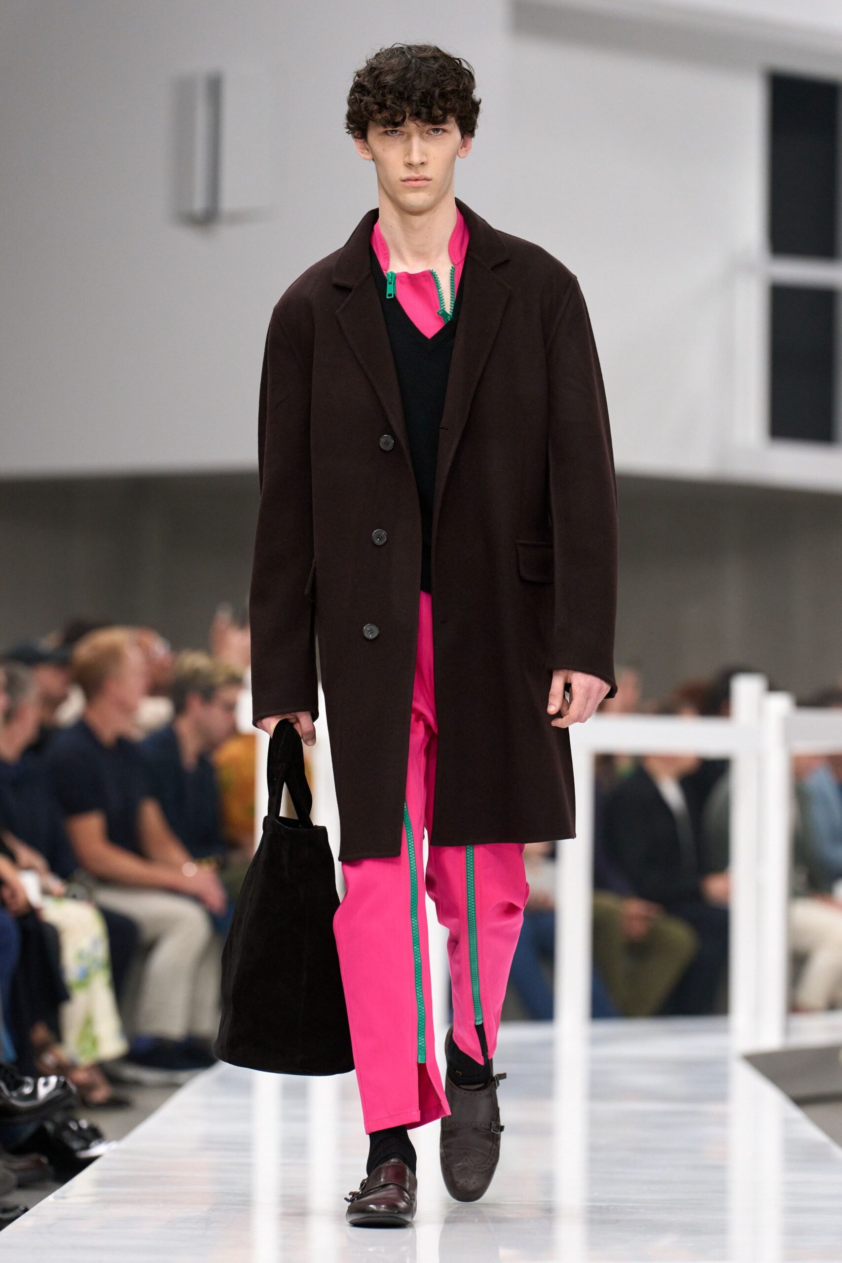 pink cotton slim zippered pants