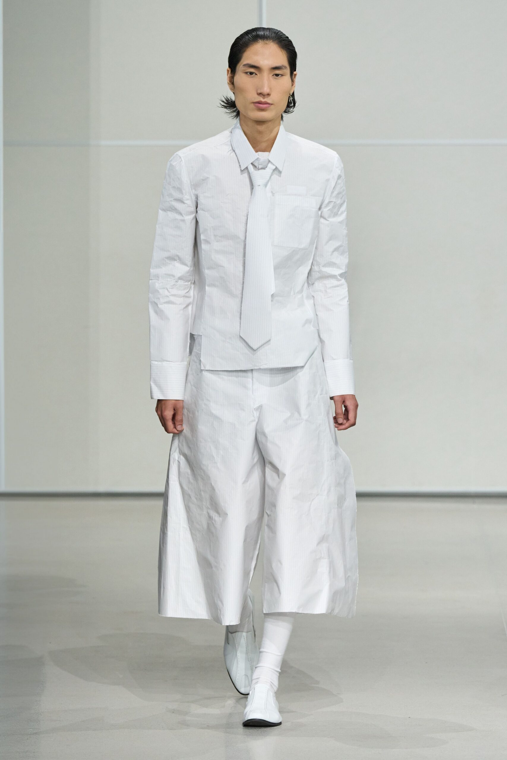 white cotton asymmetric relaxed pleated pants
