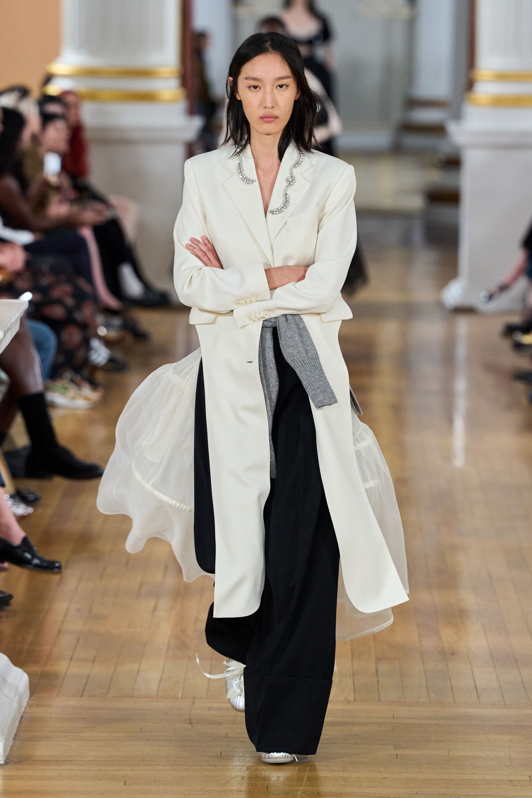 white silk long-sleeve collared tailored buttoned blazer
