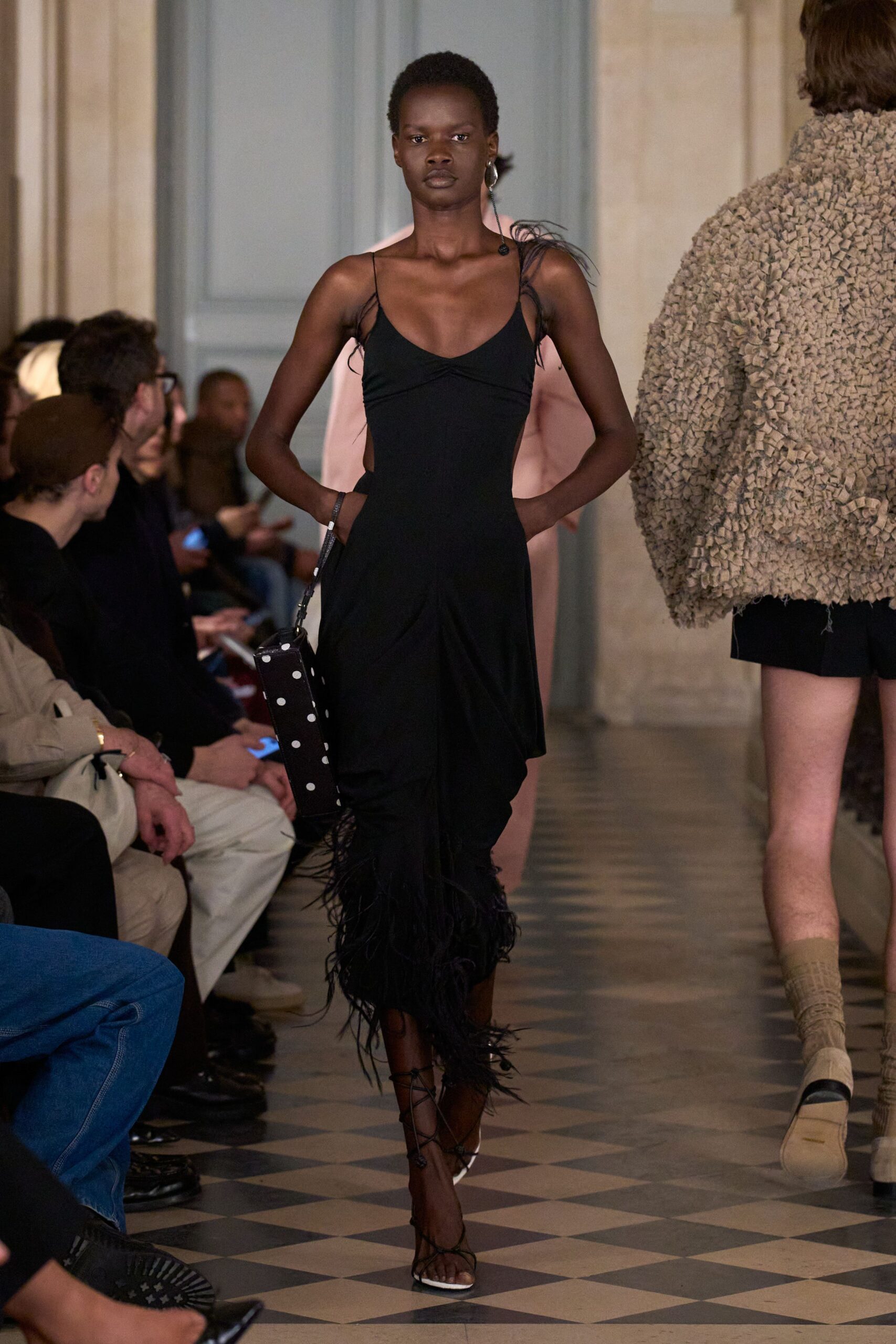 black fitted sleeveless dress