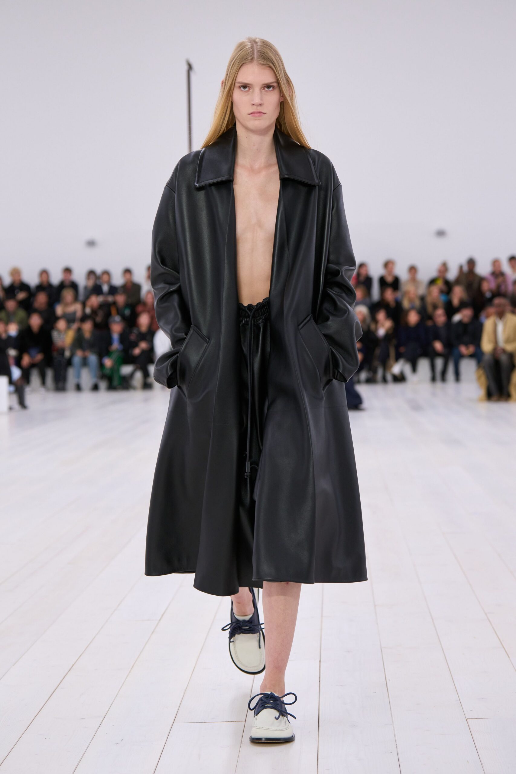 black leather long-sleeve collared oversized midi coat