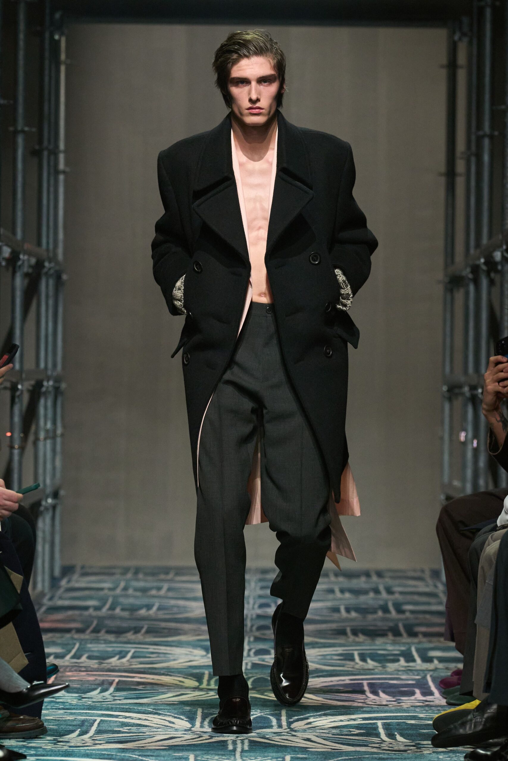 black wool long-sleeve double-breasted structured coat