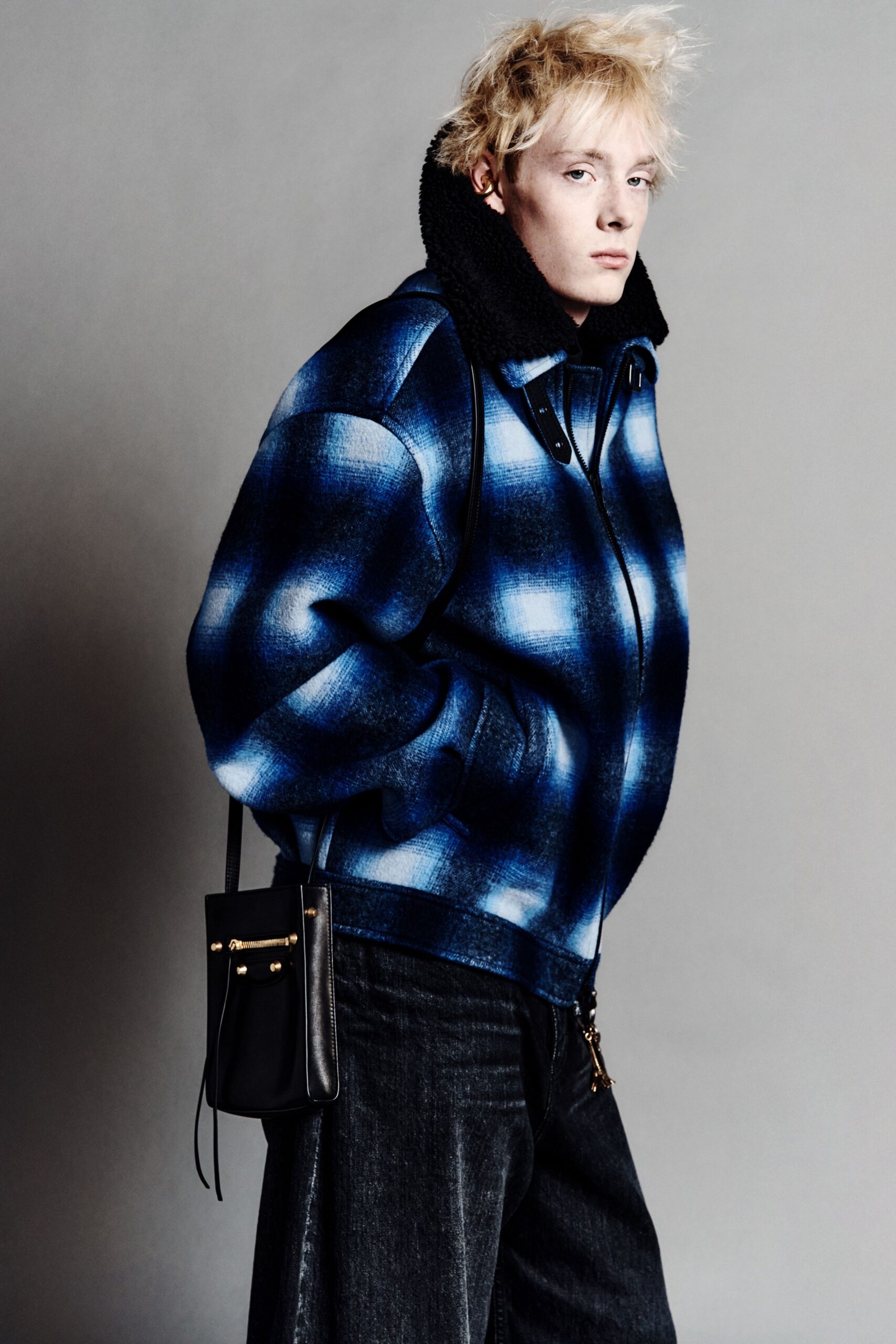blue wool long-sleeve collared oversized checked jacket