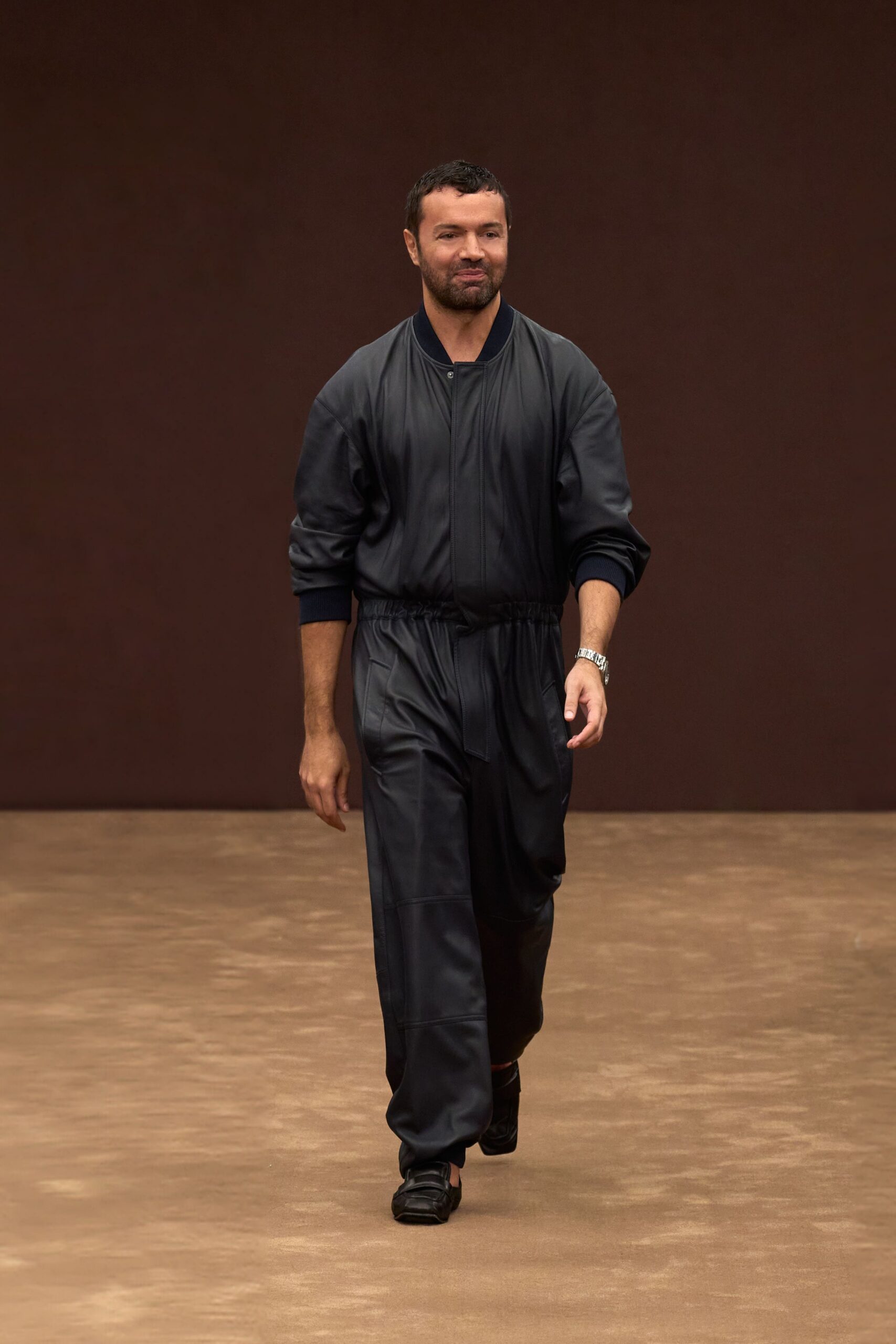 black fitted jumpsuit with shoes