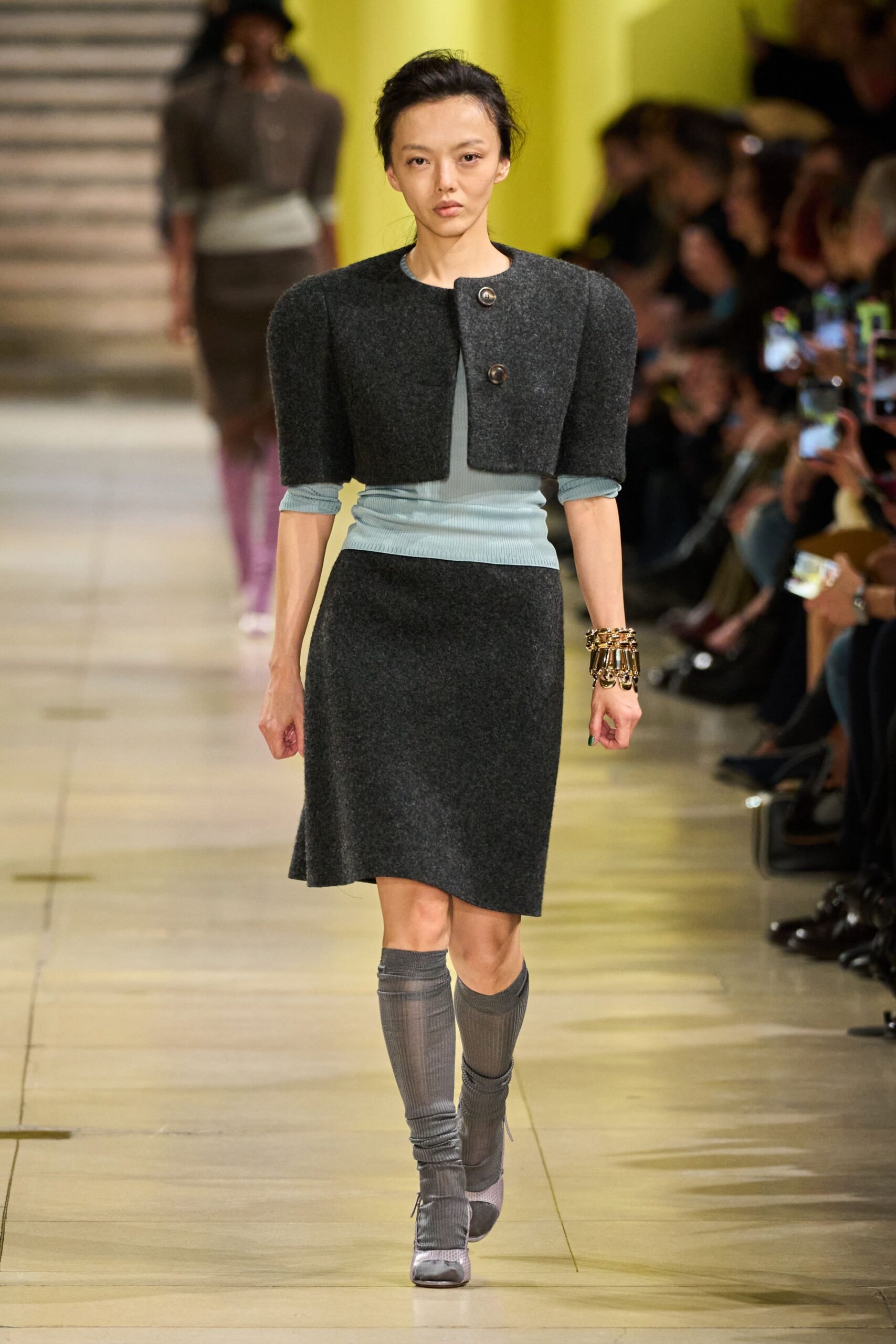 gray wool short-sleeve collared structured buttoned jacket