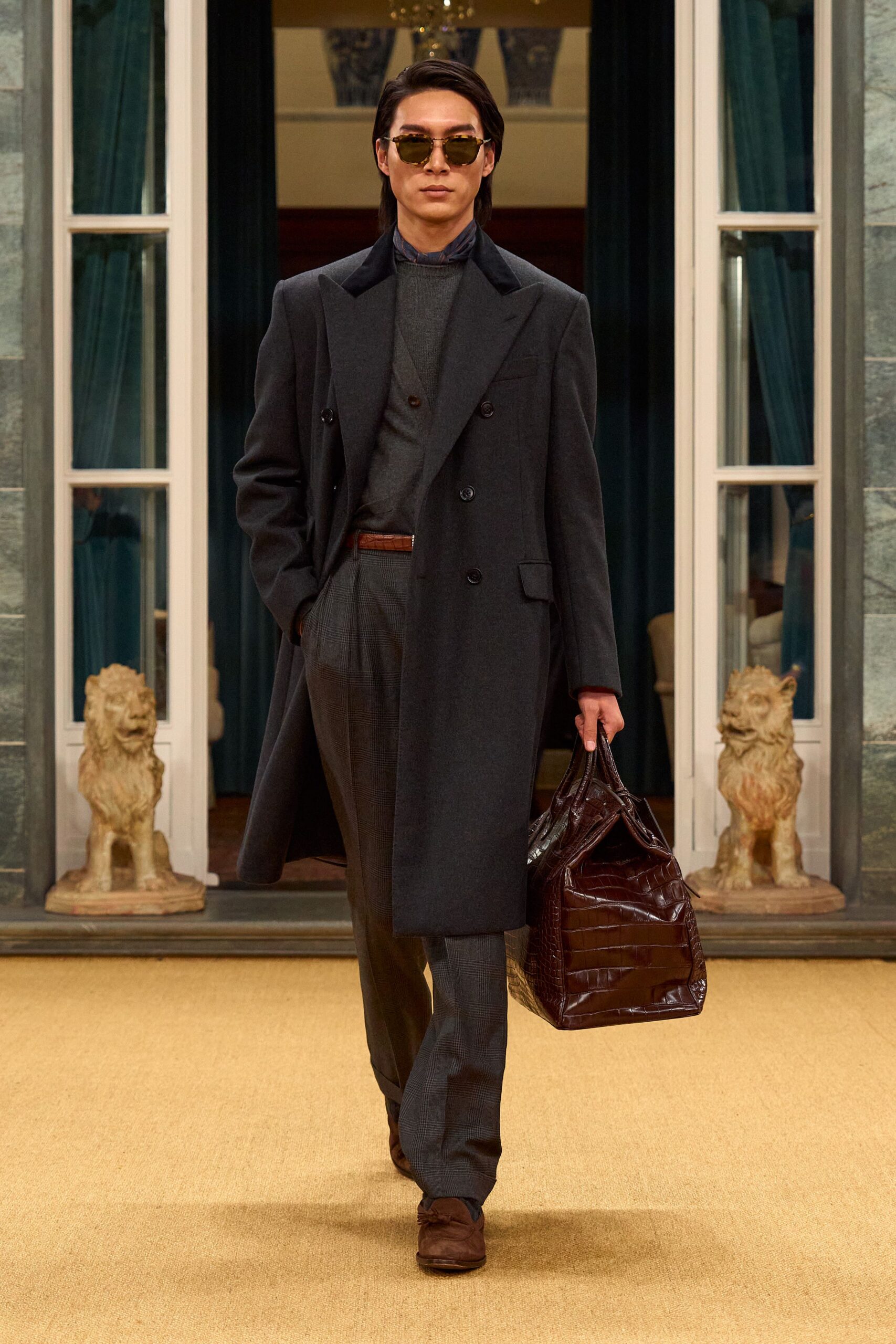 black wool long-sleeve collared tailored buttoned coat