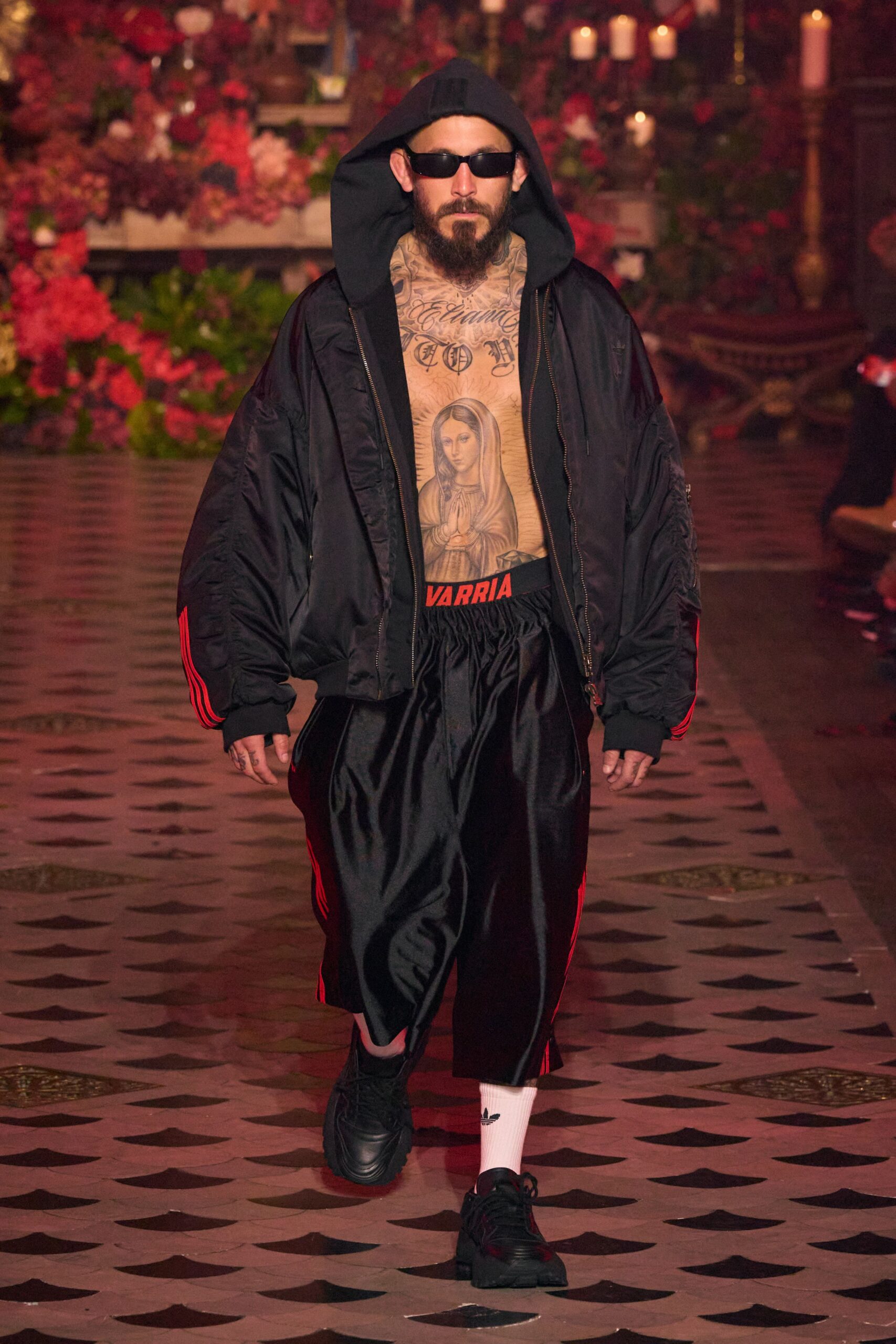 black cotton long-sleeve hooded oversized hoodie