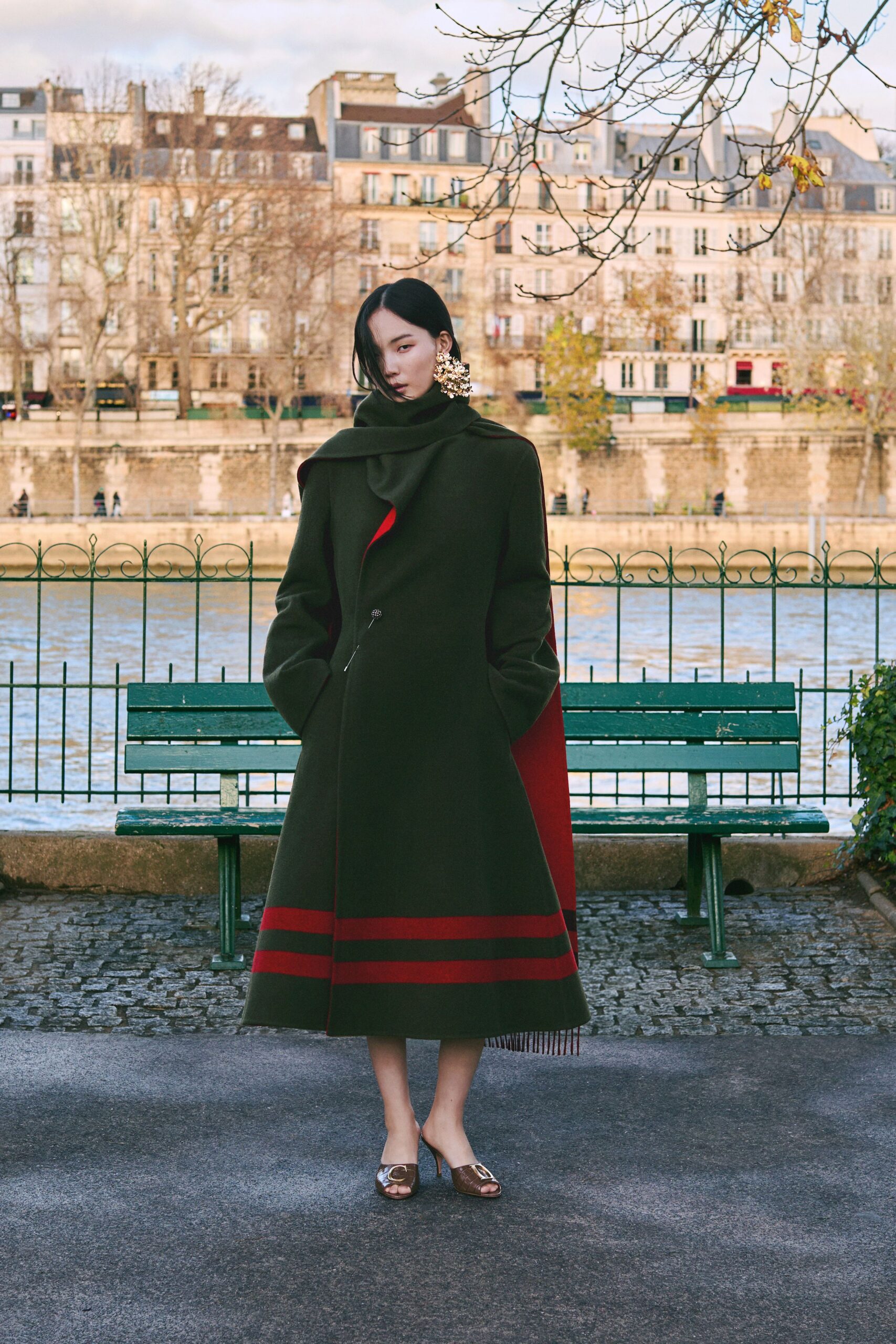 green wool long-sleeve collared relaxed buttoned layered coat