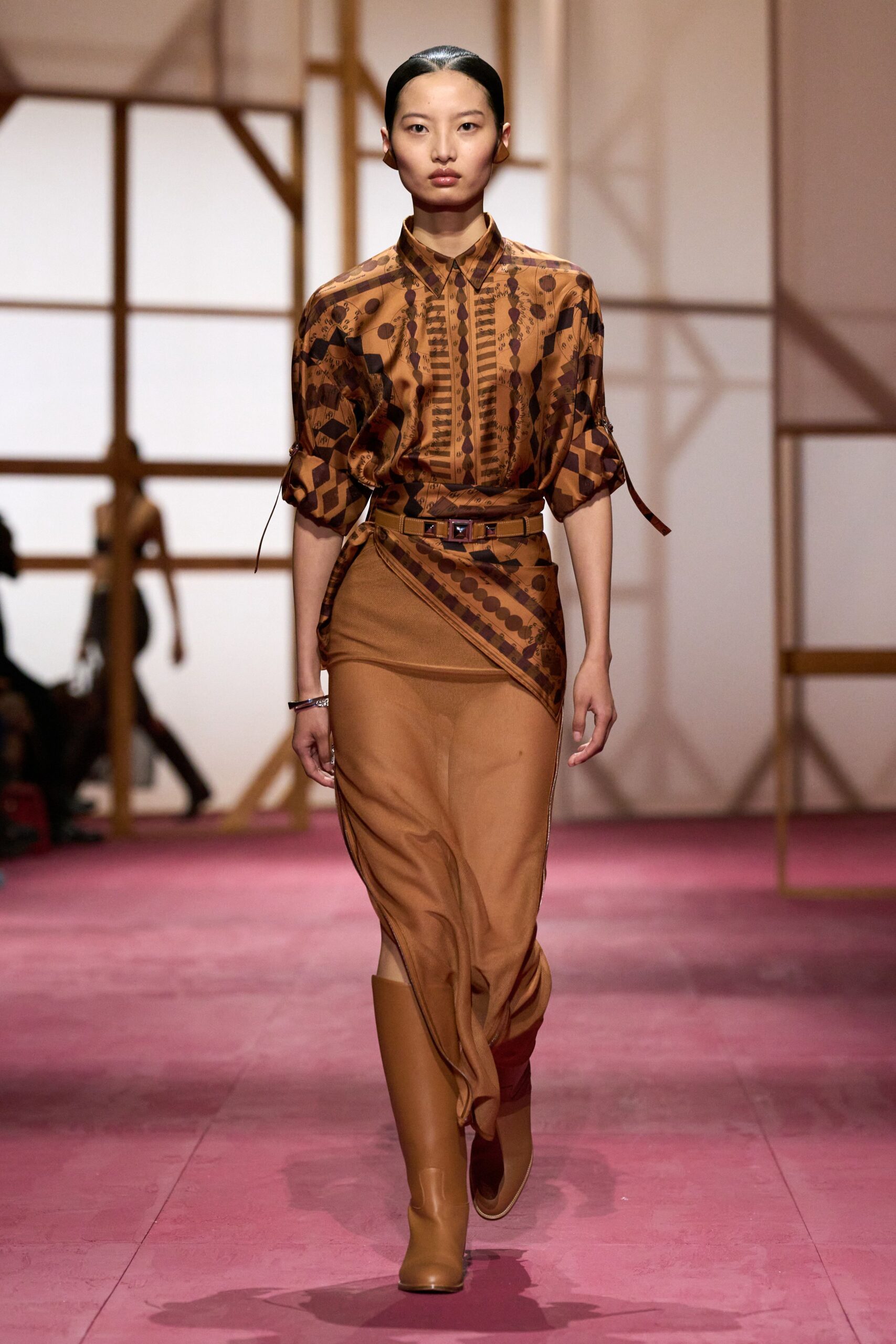 brown silk short-sleeve collared fitted printed tiered dress