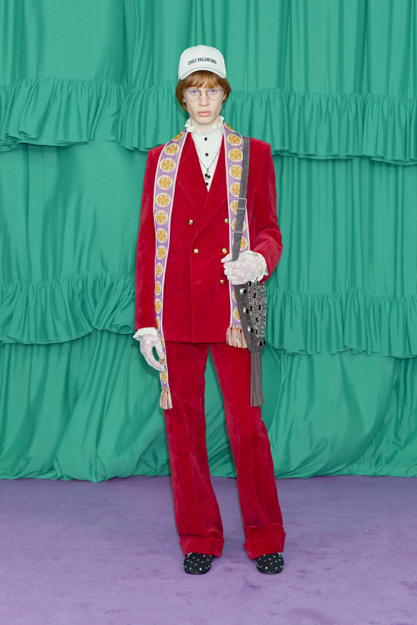 red velvet long-sleeve collared tailored buttoned suit