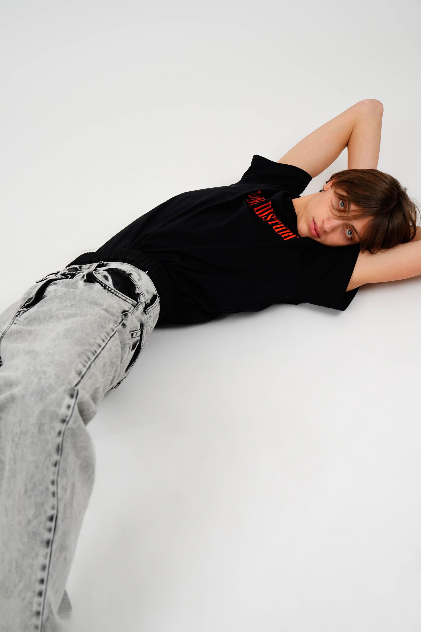 gray denim relaxed distressed jeans