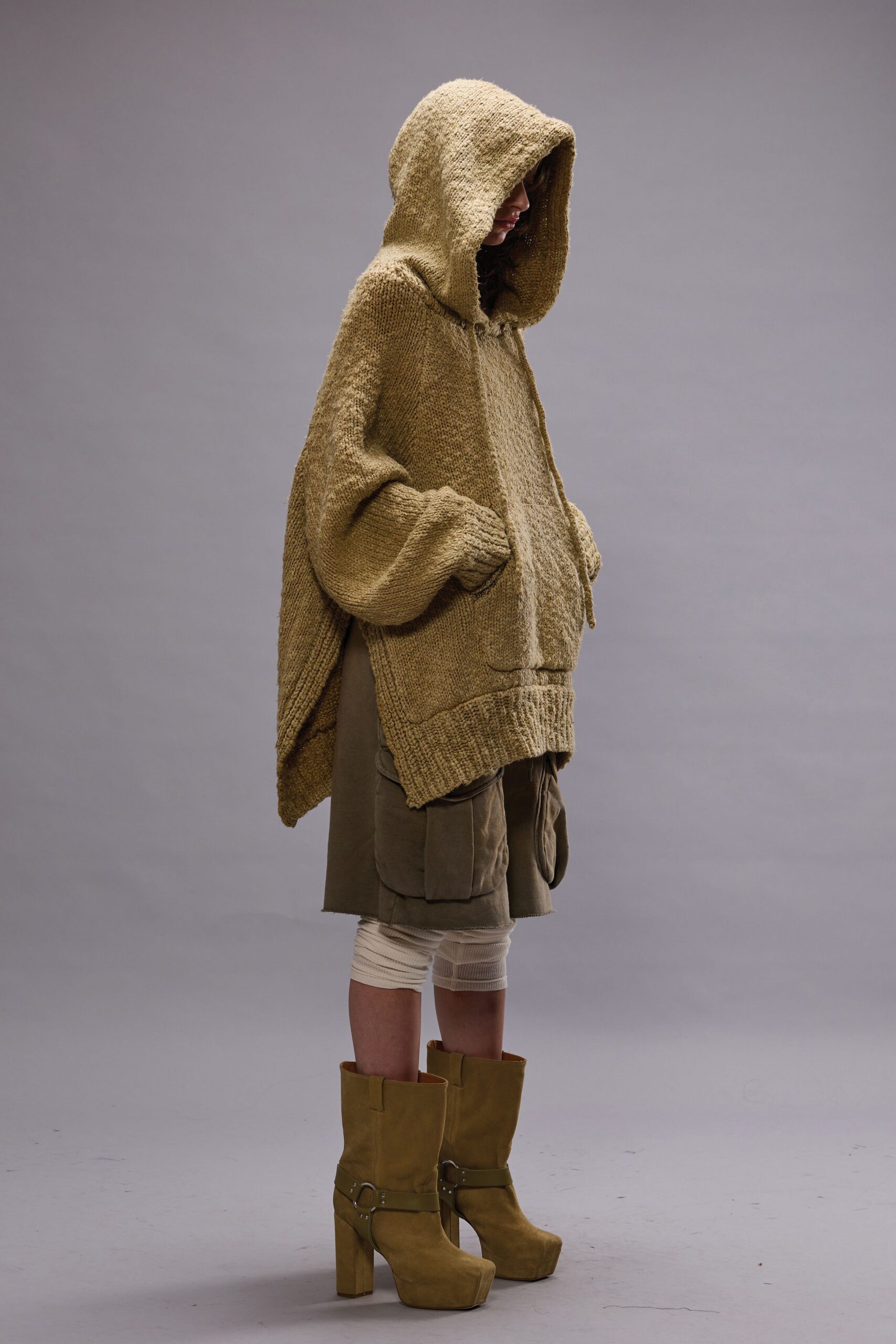 beige oversized hoodie with brown skirt and boots