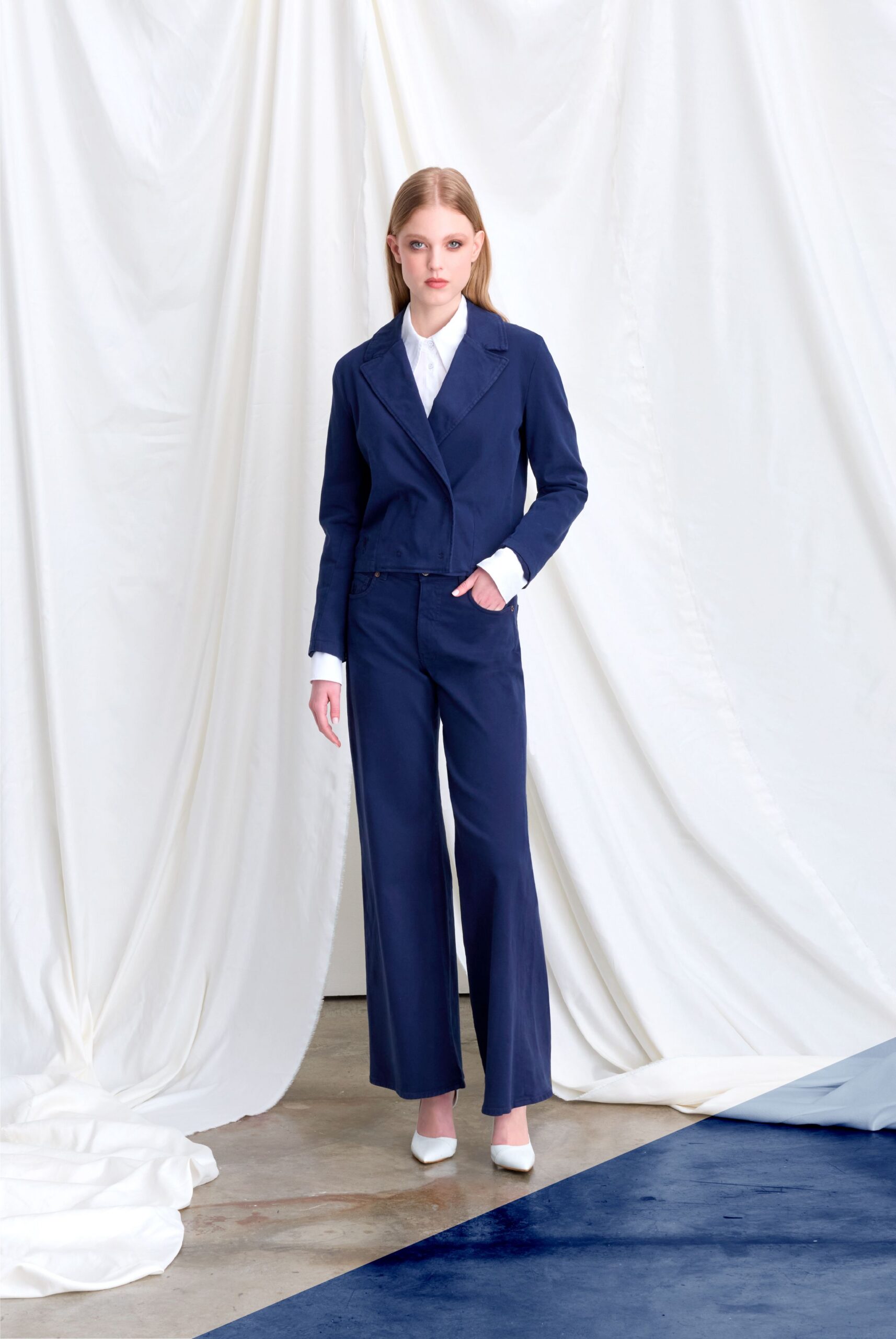 blue cotton relaxed high-waisted wide-leg pants