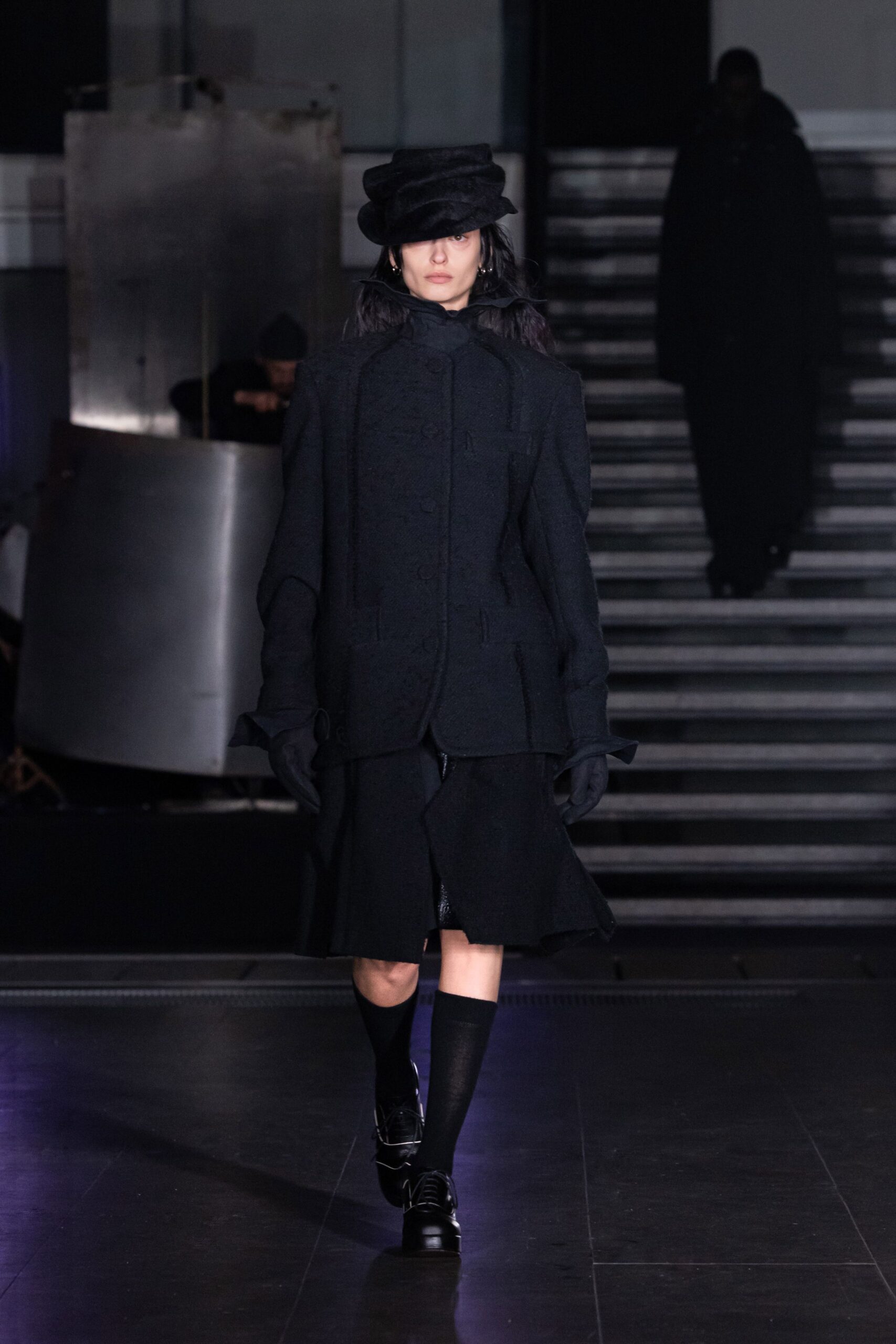 black wool fitted flared skirt
