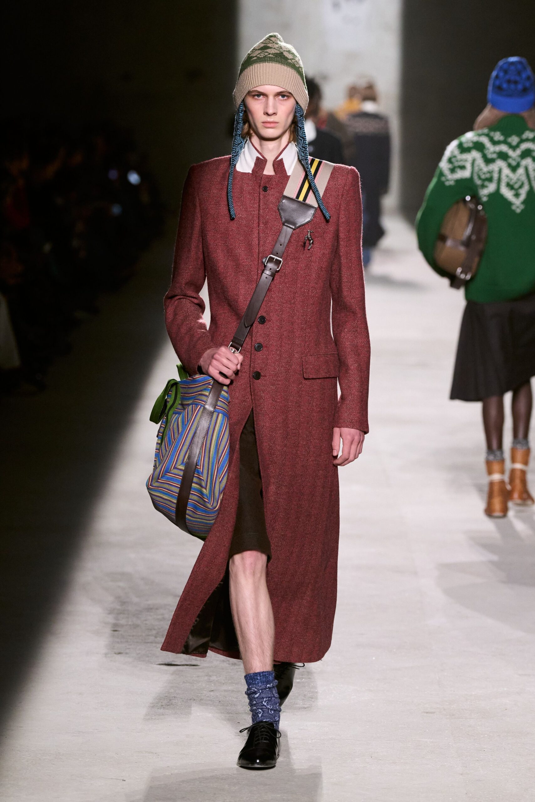 red wool long-sleeve collared fitted buttoned maxi coat