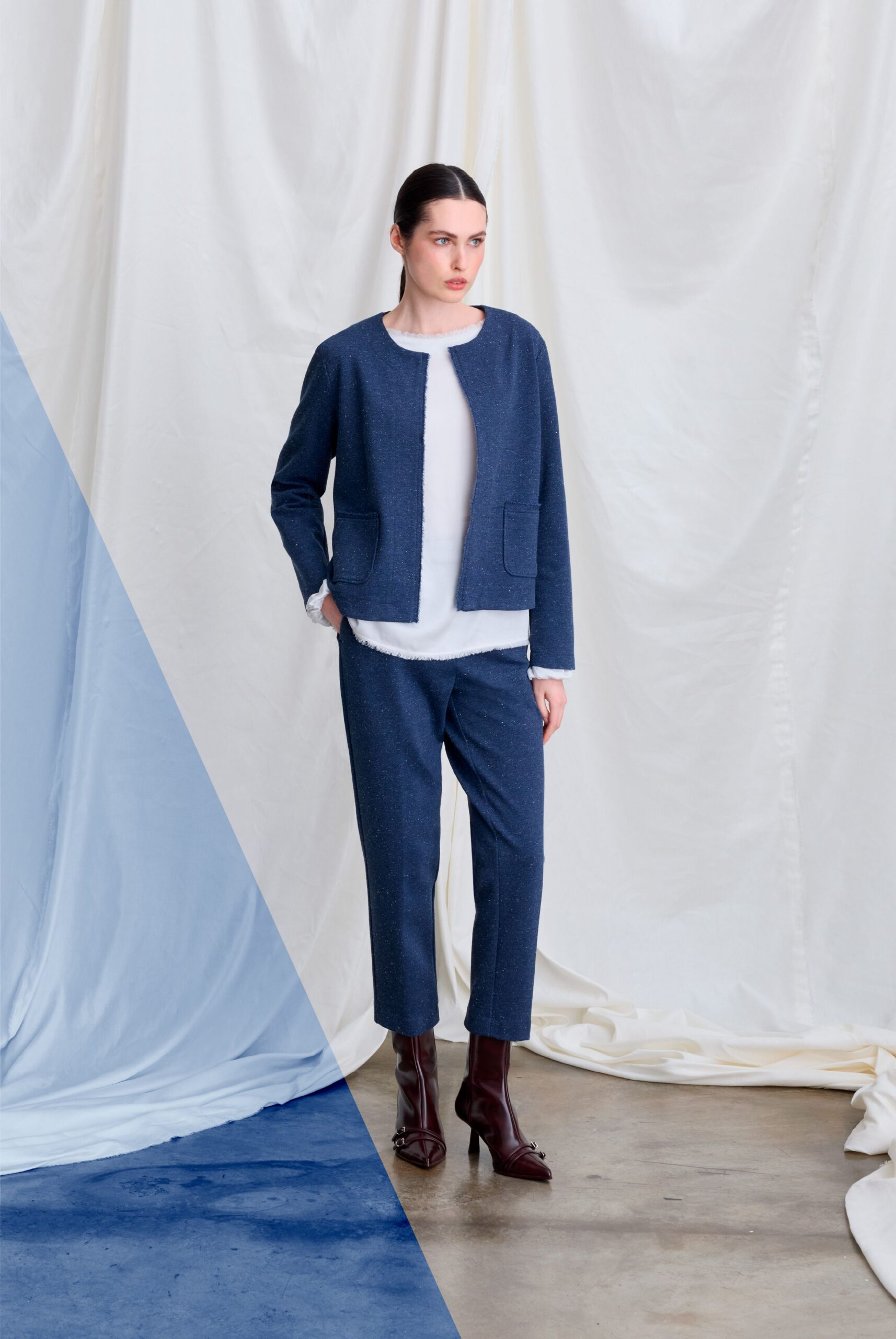 blue cotton long-sleeve collared structured pockets jacket