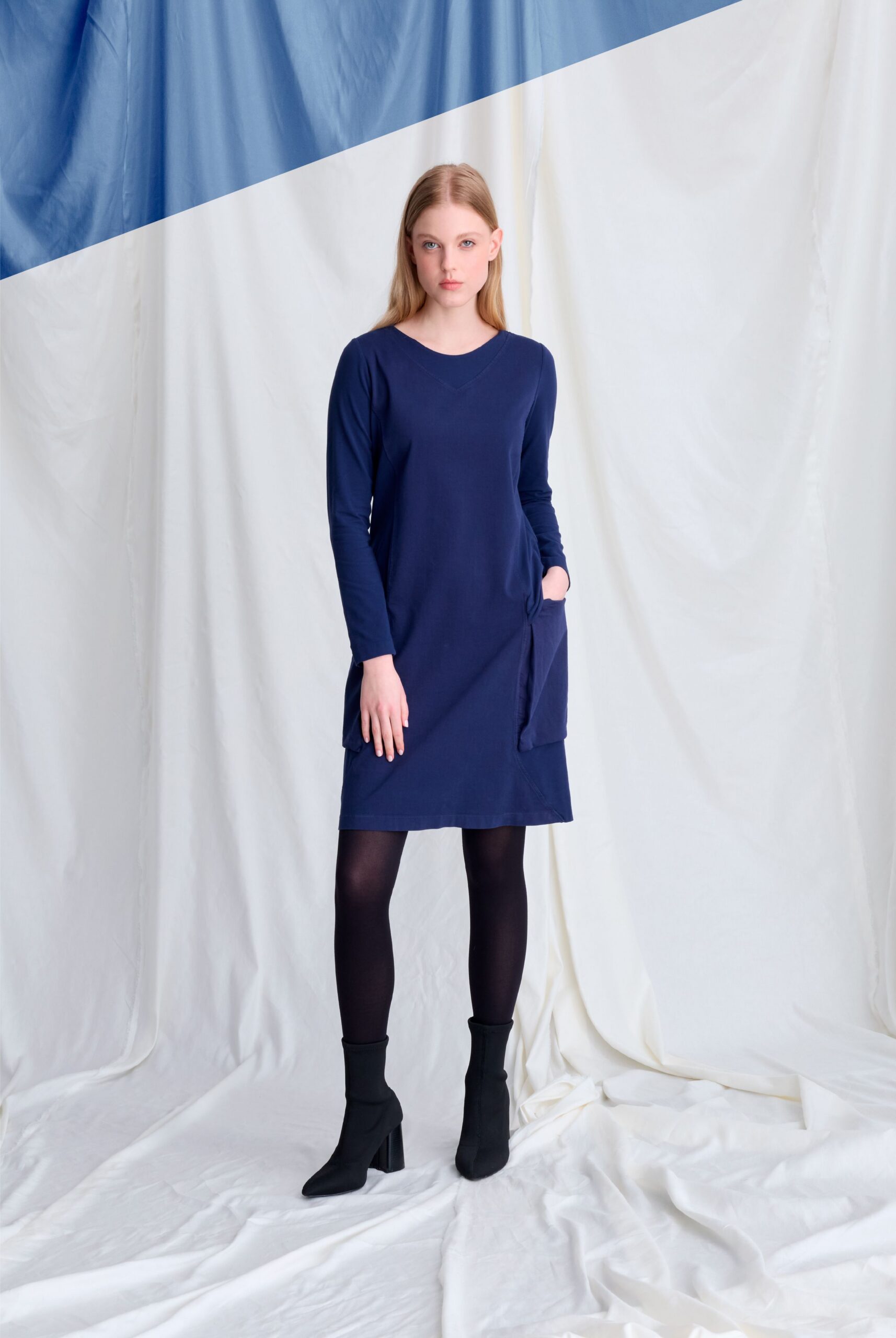 blue relaxed long-sleeve dress with pockets