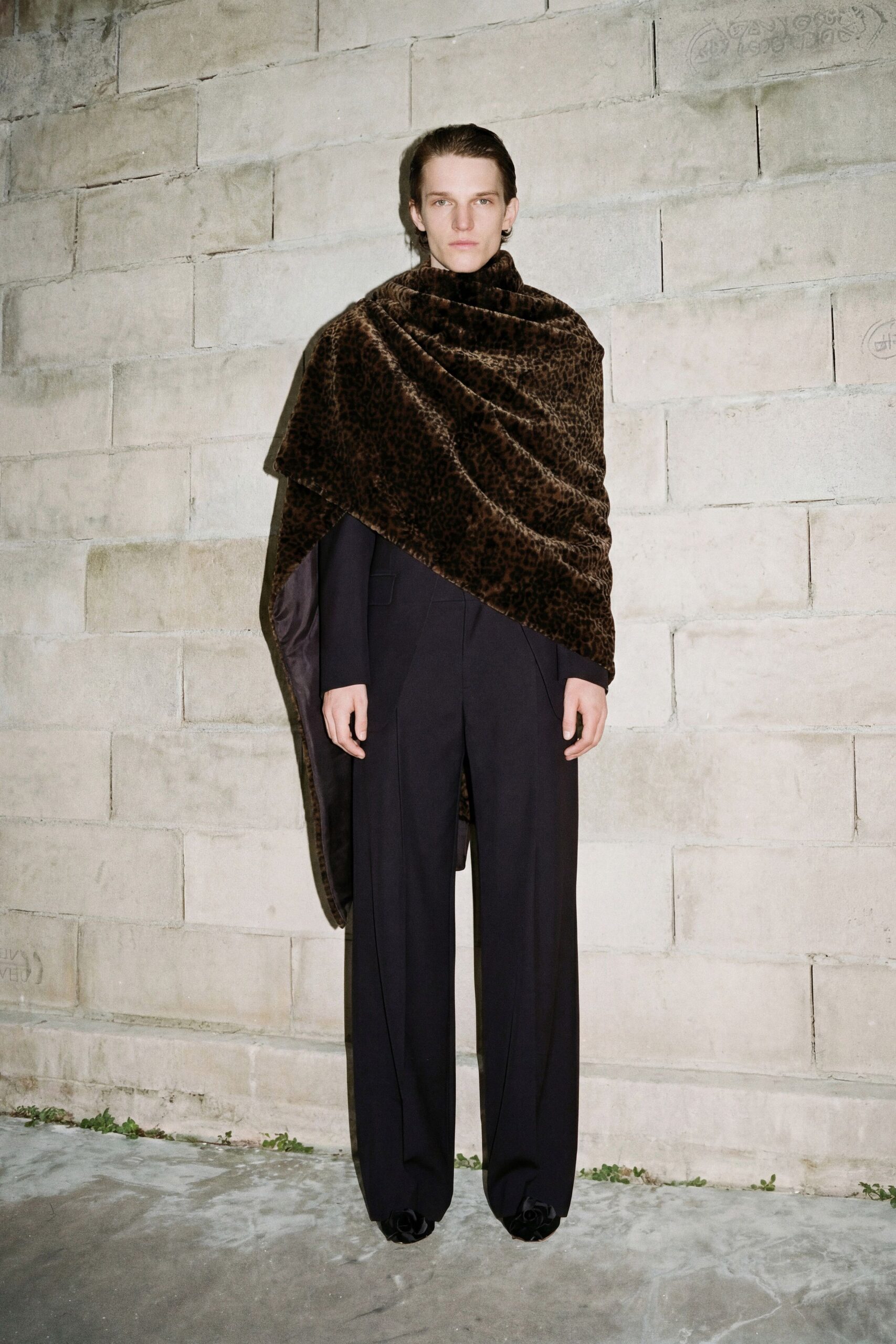 brown fur relaxed animal-print cape