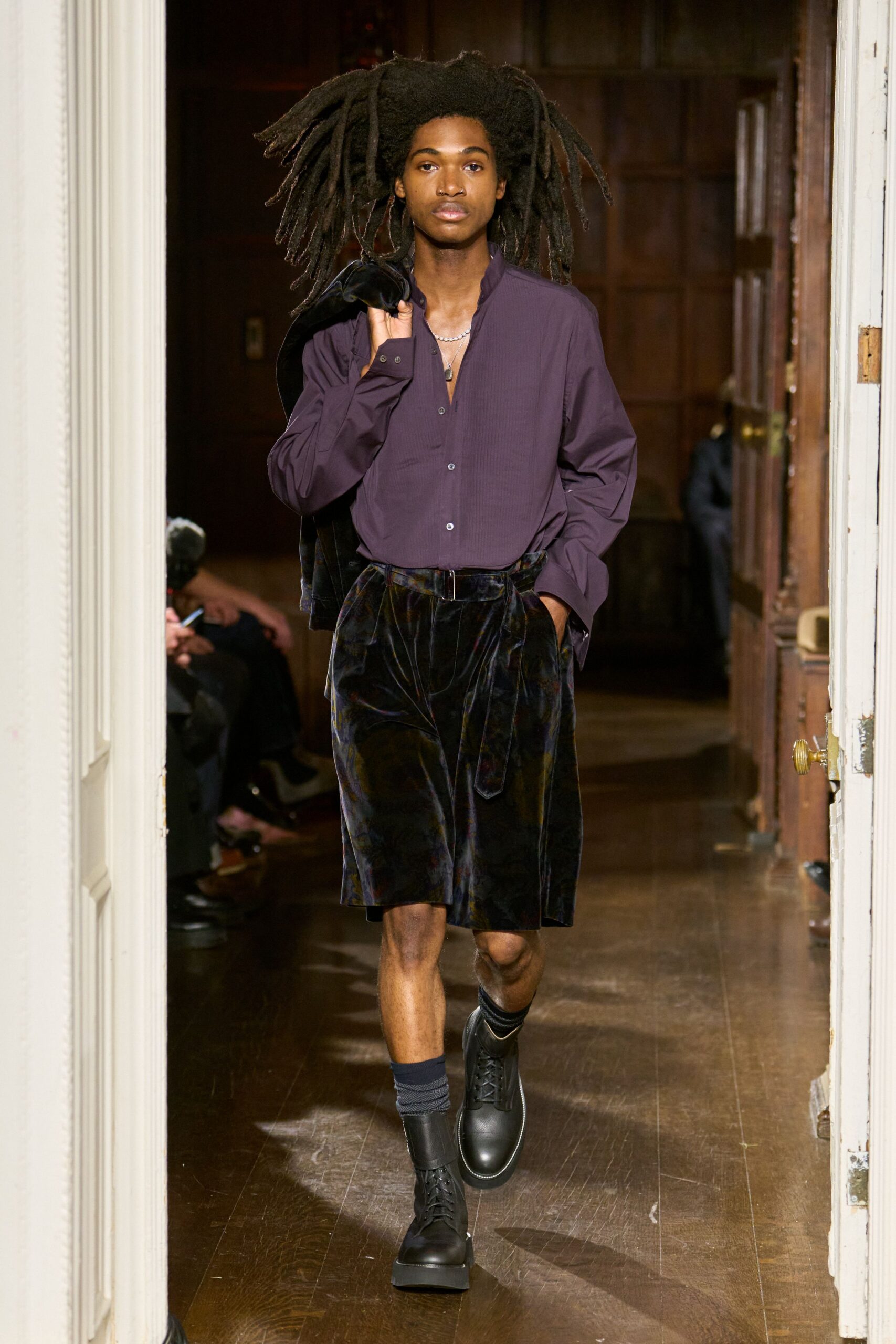 purple cotton long-sleeve collared relaxed shirt