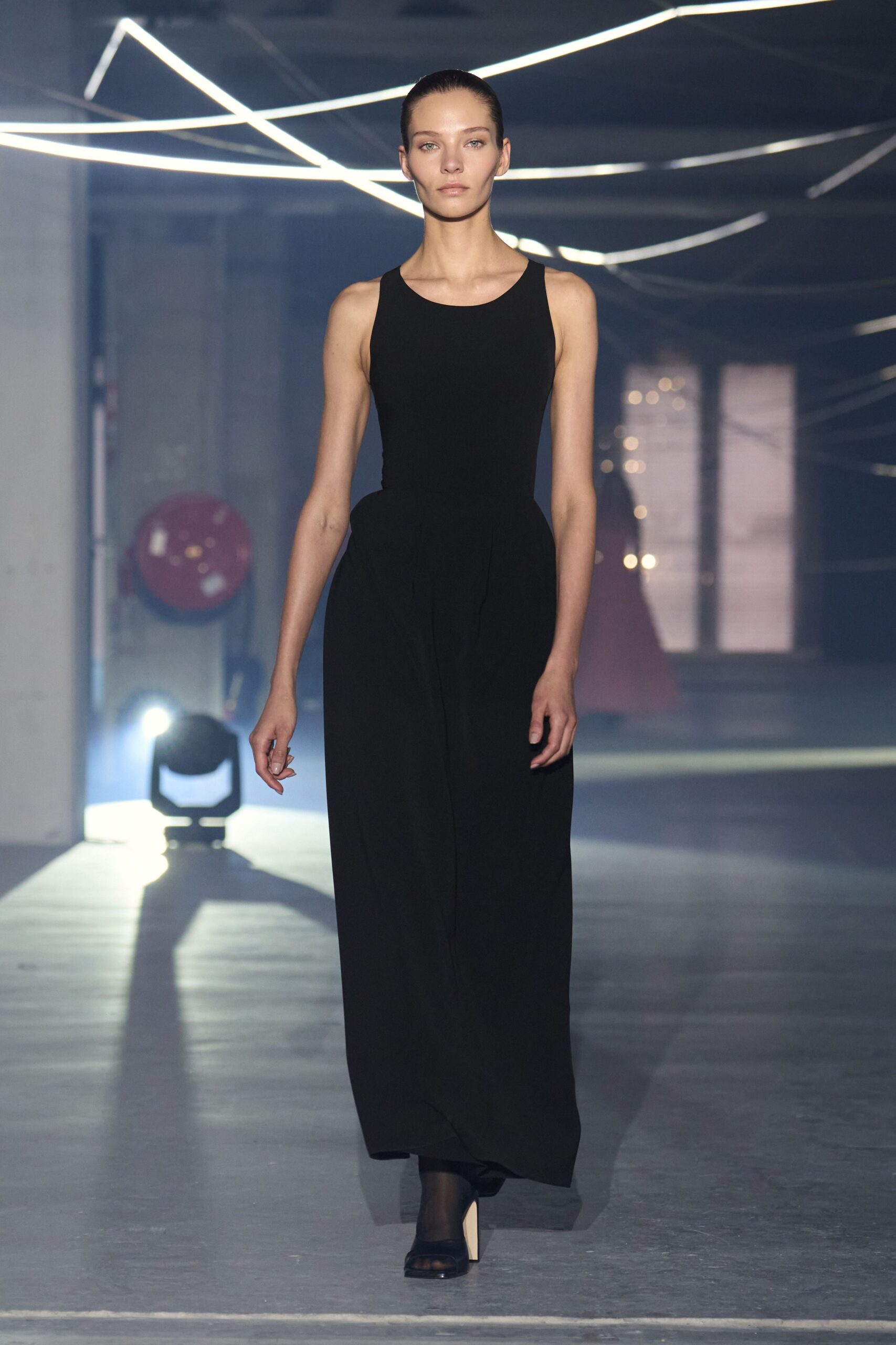 black fitted sleeveless gown