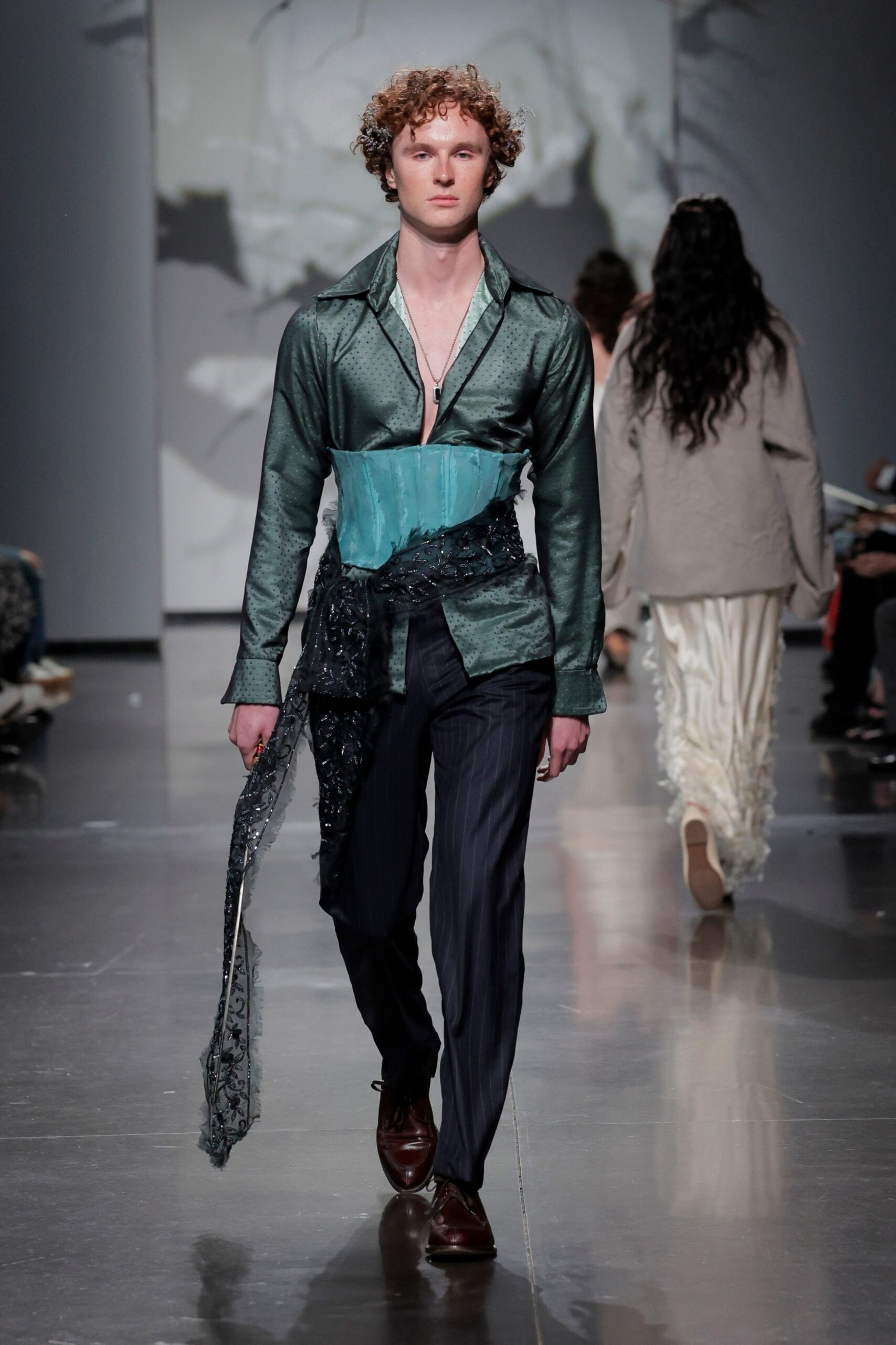 green silk long-sleeve collared fitted buttoned shirt