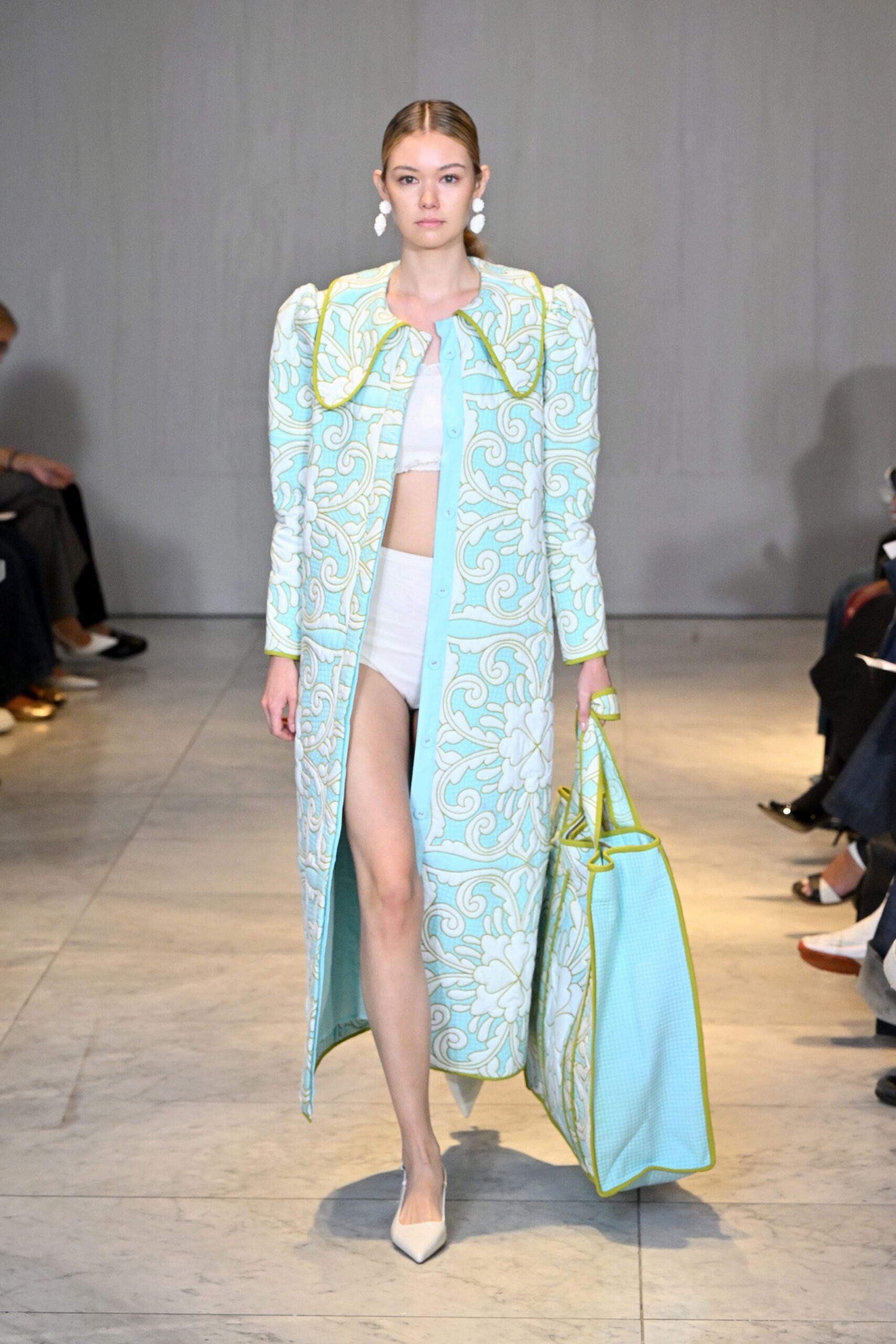 blue cotton long-sleeve collared fitted embroidered buttoned coat