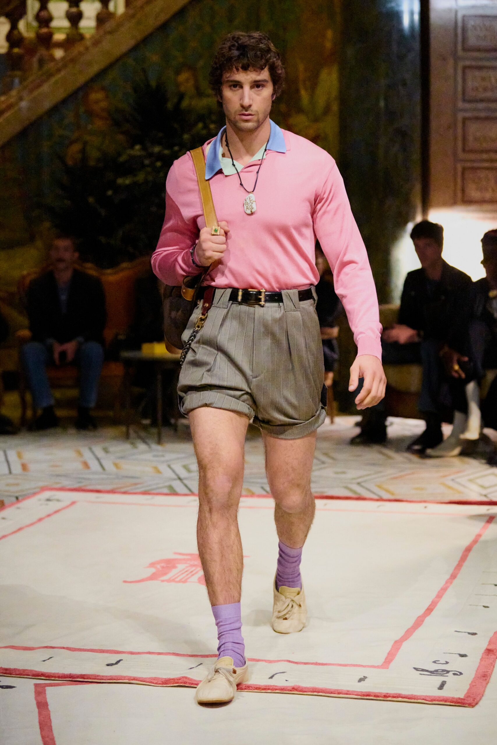 gray fitted pleated short shorts
