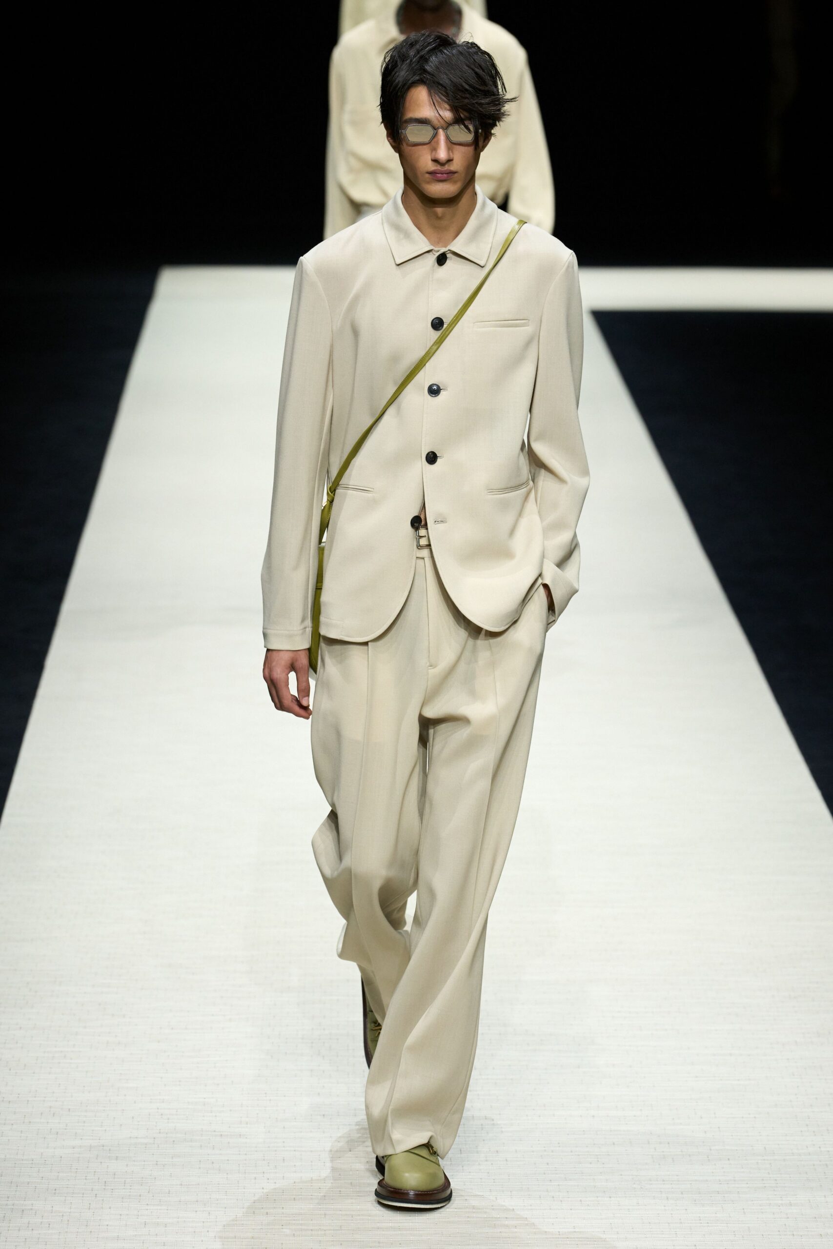beige cotton long-sleeve collared relaxed buttoned suit