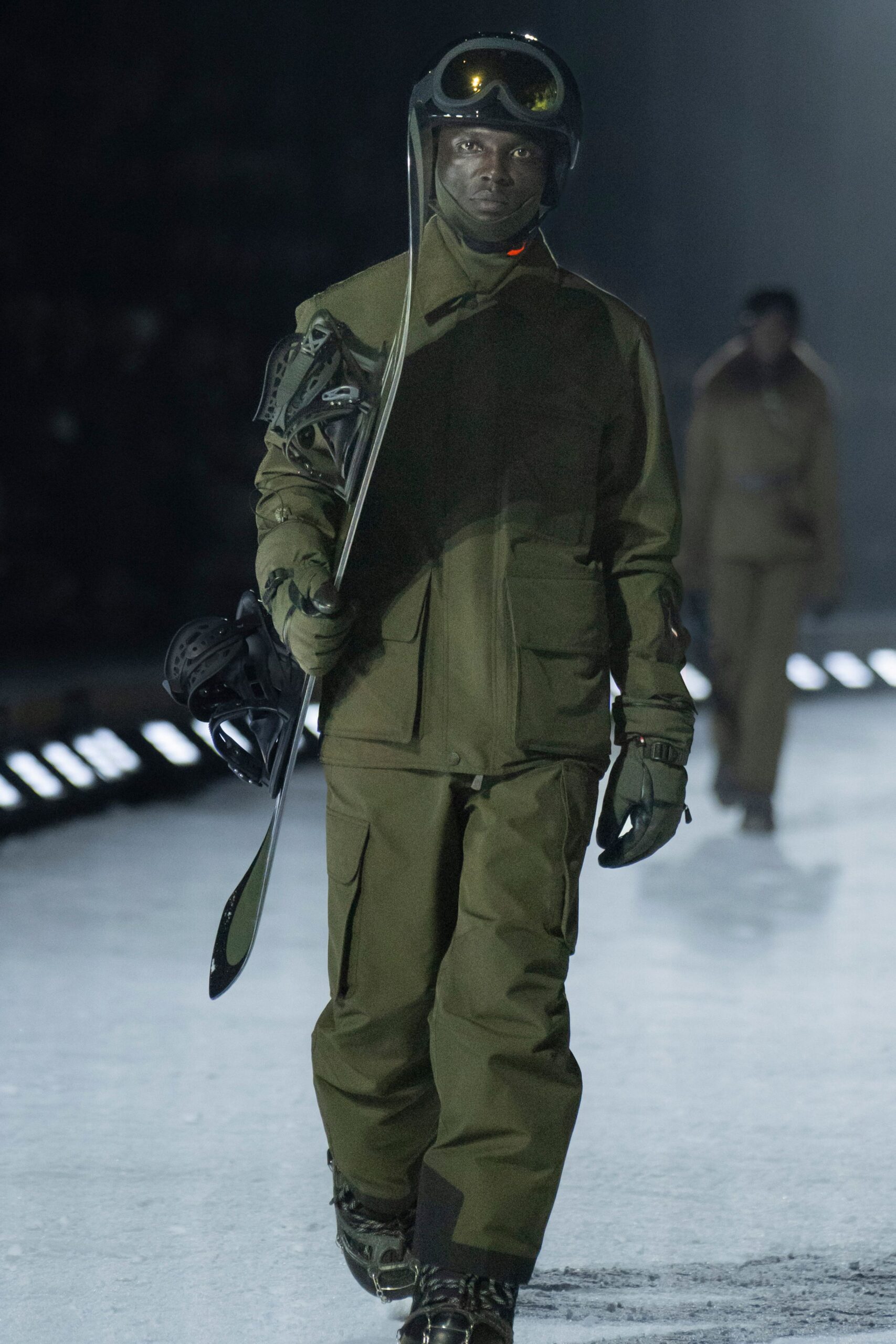 green cotton fitted gloves
