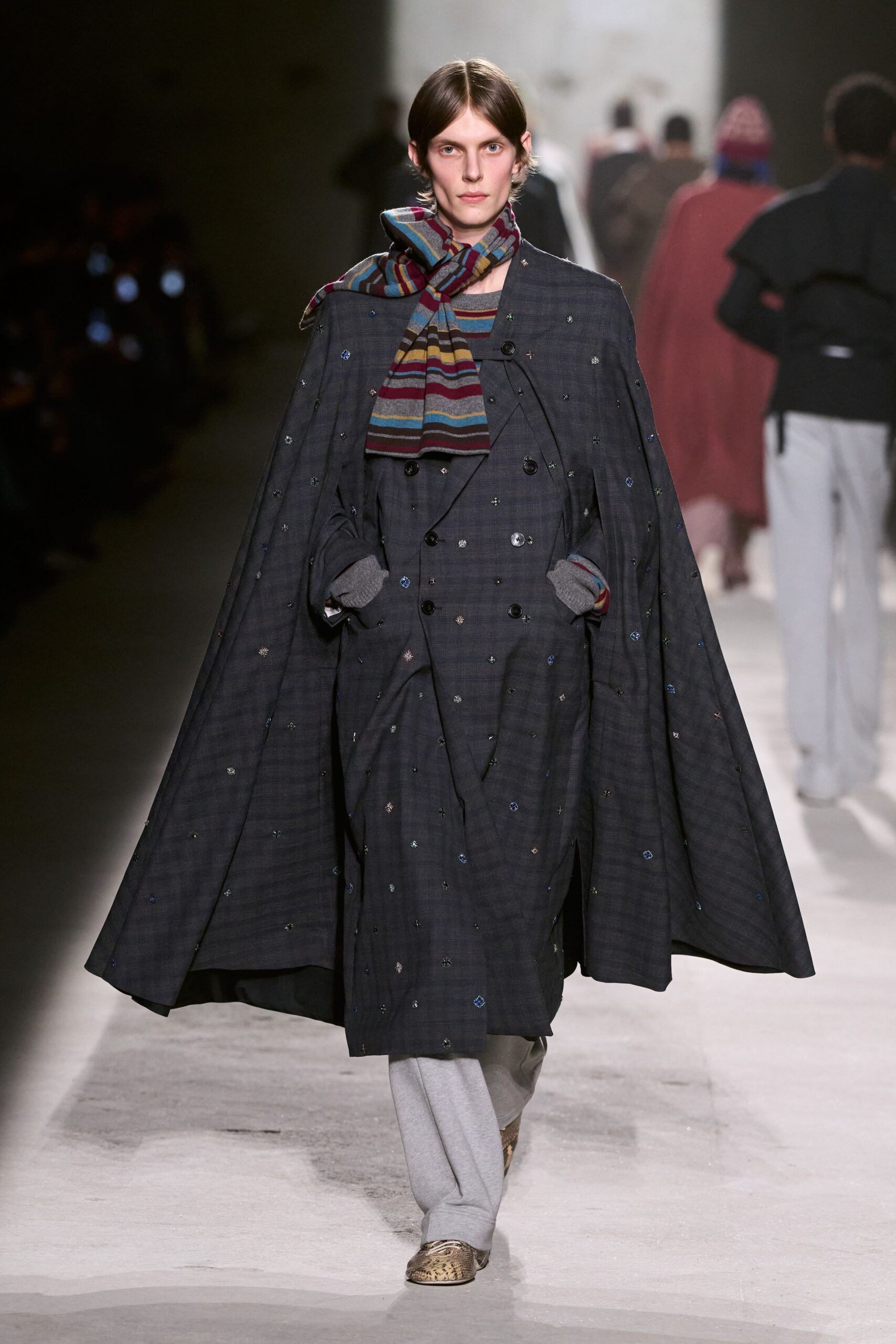 black wool long-sleeve collared structured embroidered cape