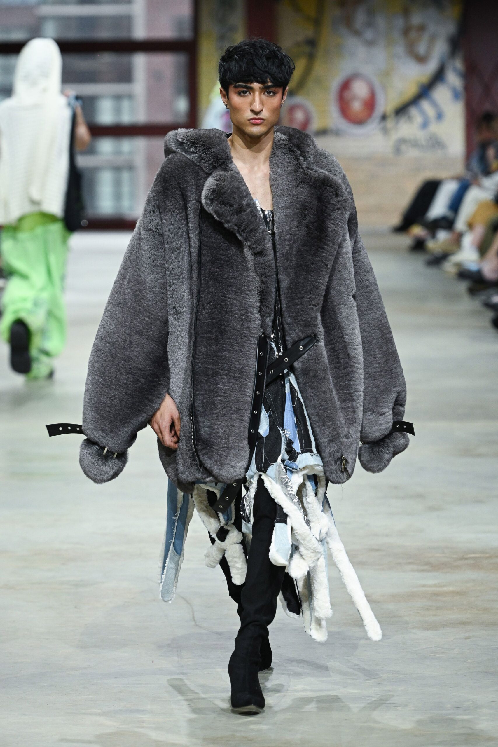 gray faux-fur long-sleeve collared oversized layered coat