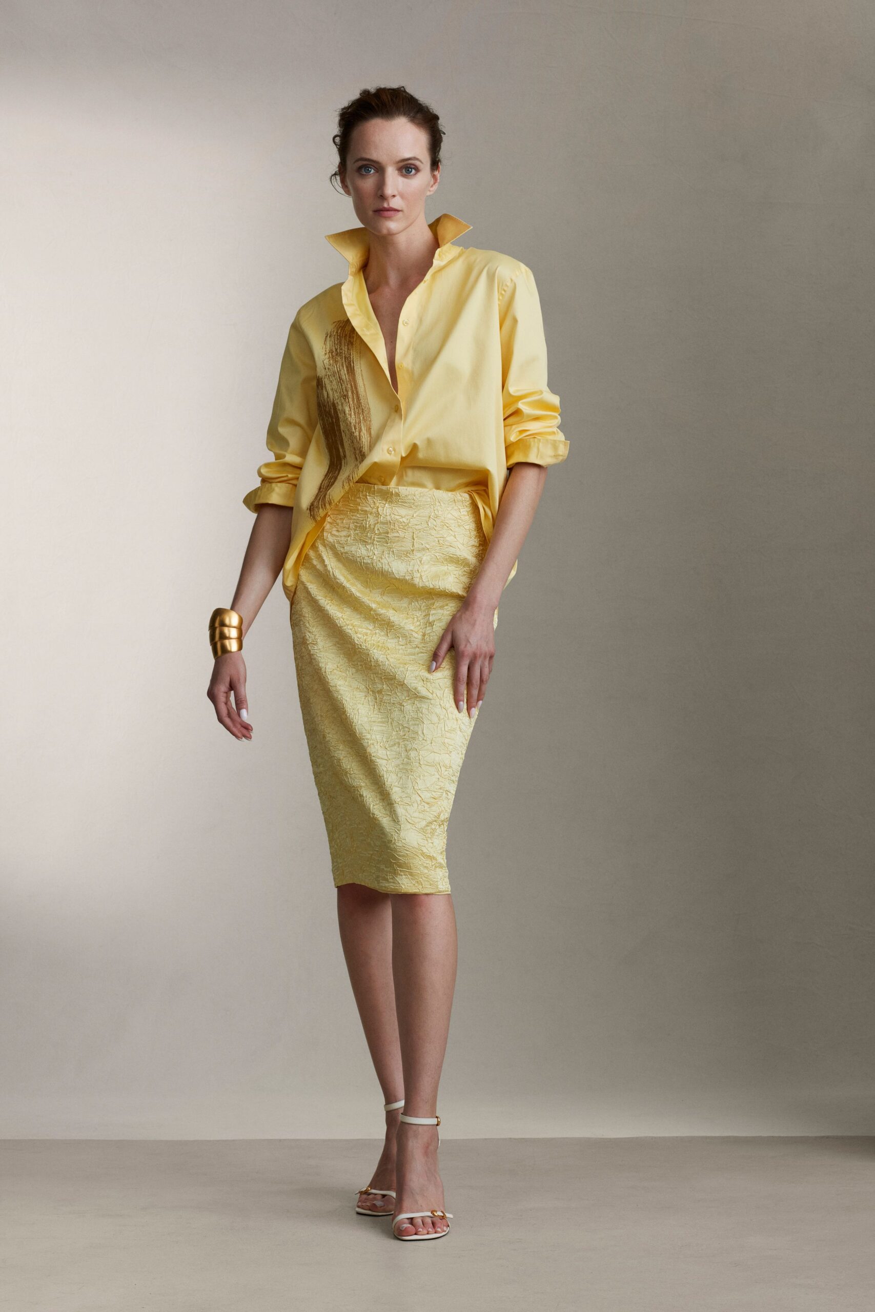 yellow cotton long-sleeve collared relaxed buttoned shirt
